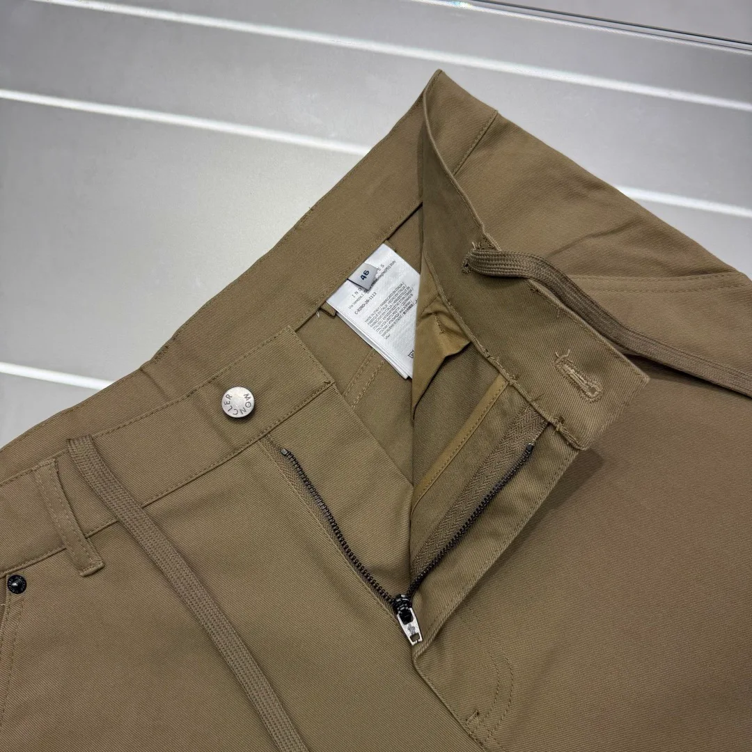 Men's Trousers MONCLER 18227957