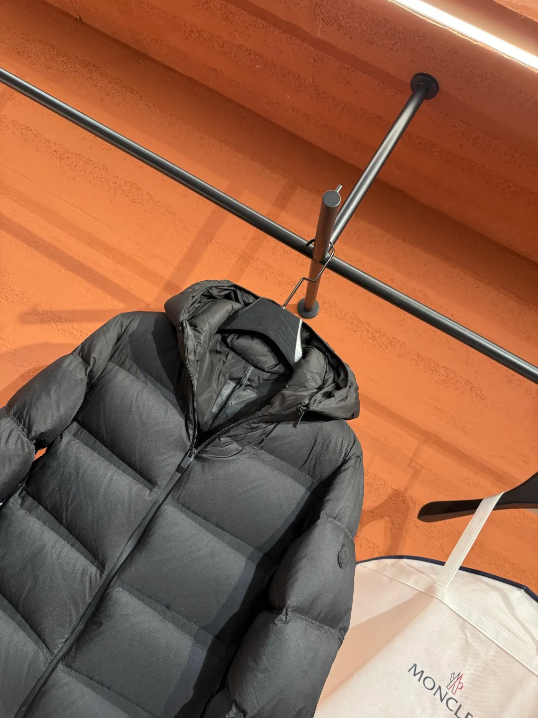 Men's Jackets And Down Jackets MONCLER 18237413