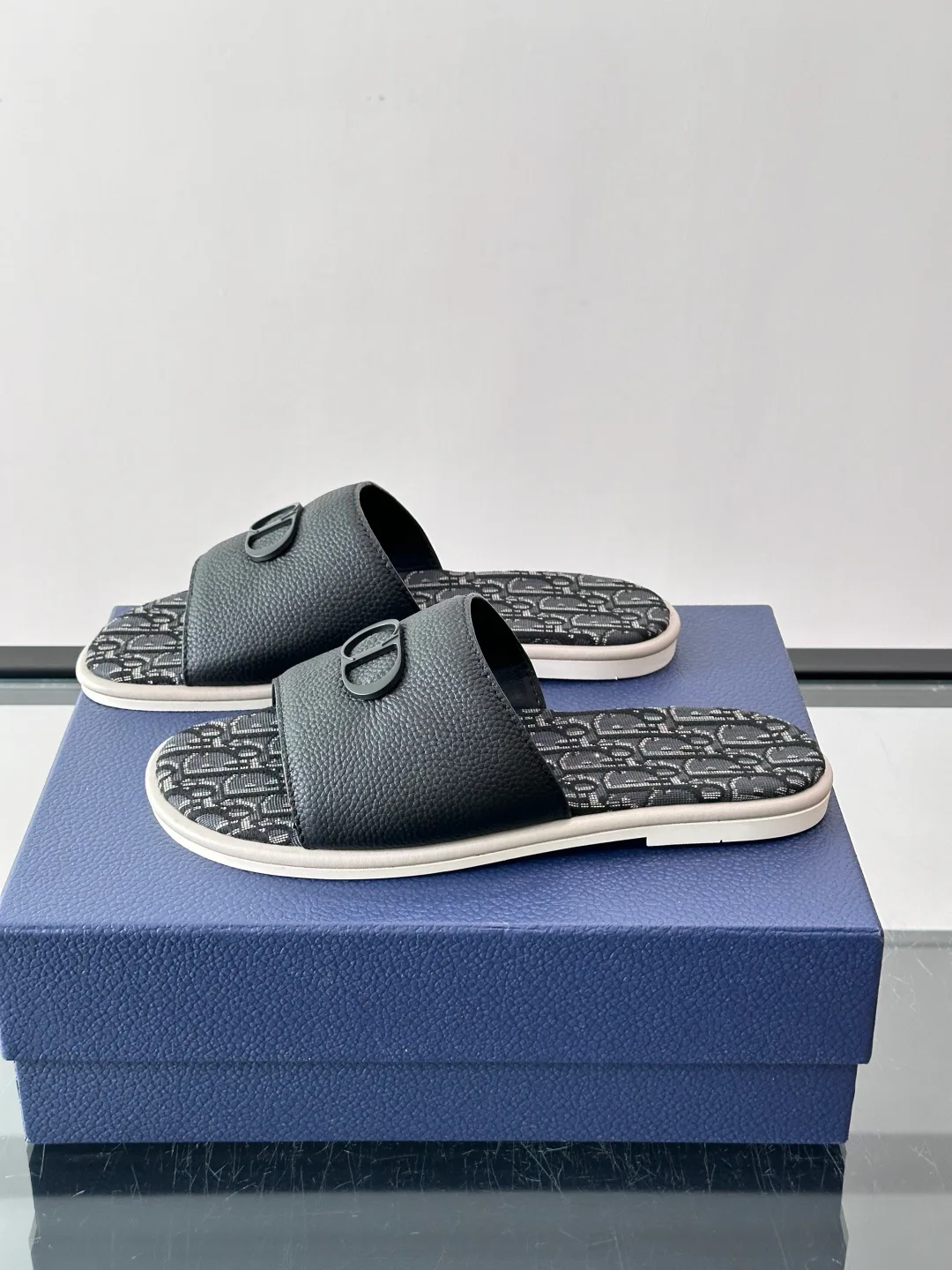 Women's Flip-Flops CHRISTIAN DIOR 17827330