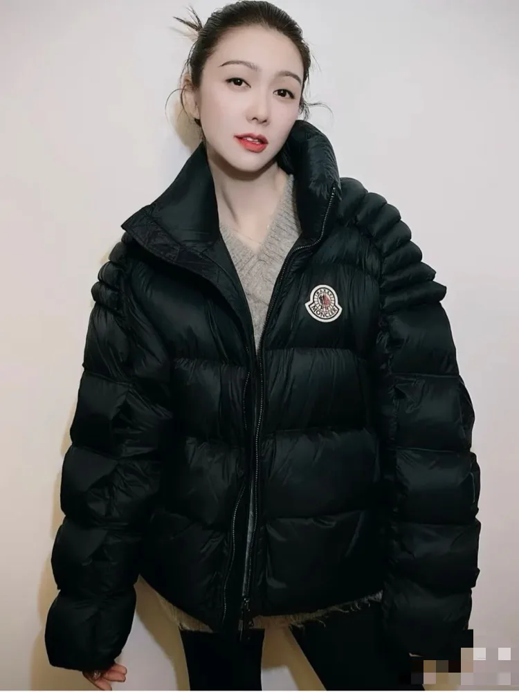 Women's Jackets And Down Jackets MONCLER 17964536