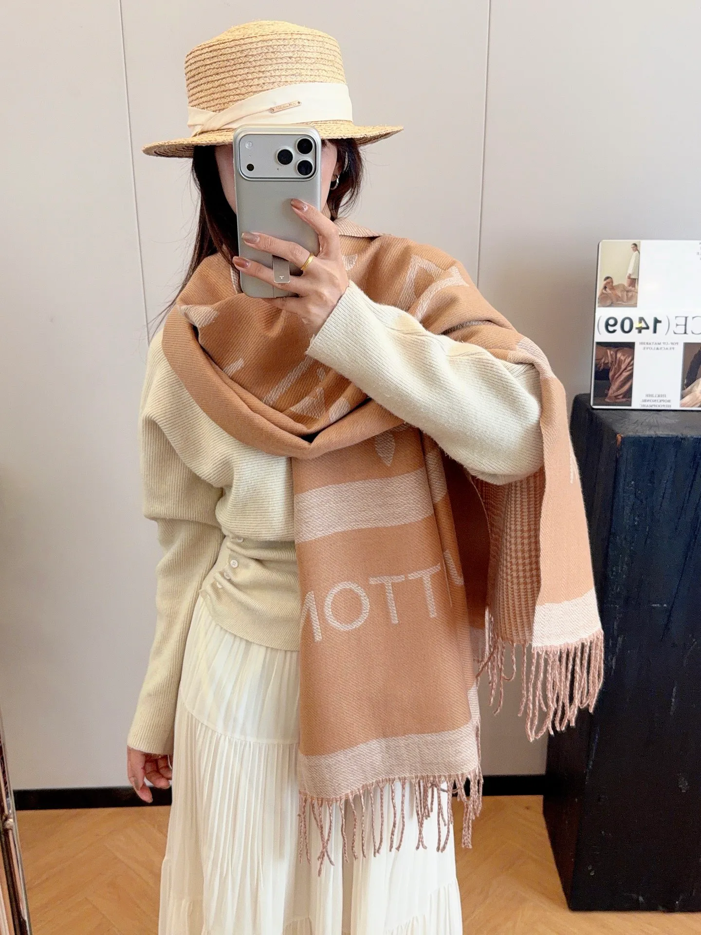 Scarves LOUIS VUITTON 18377565