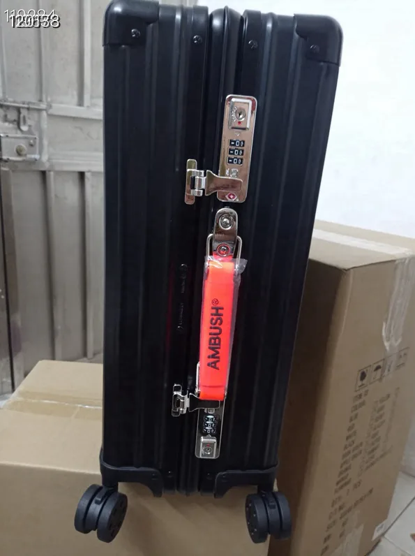 Suitcases RIMOWA 16938637