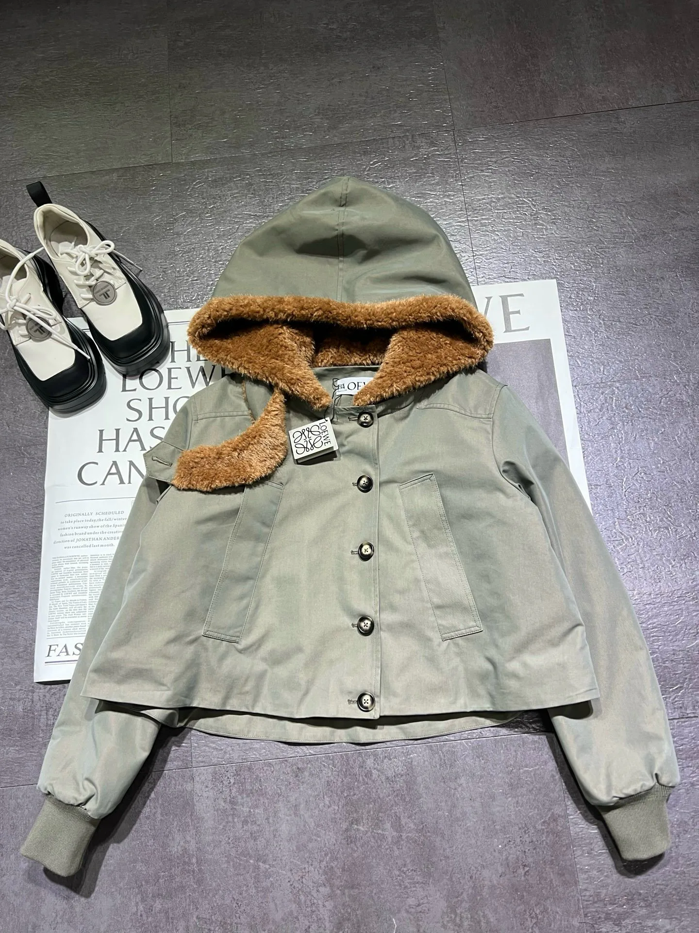 Women's Jackets And Down Jackets LOEWE 18253274