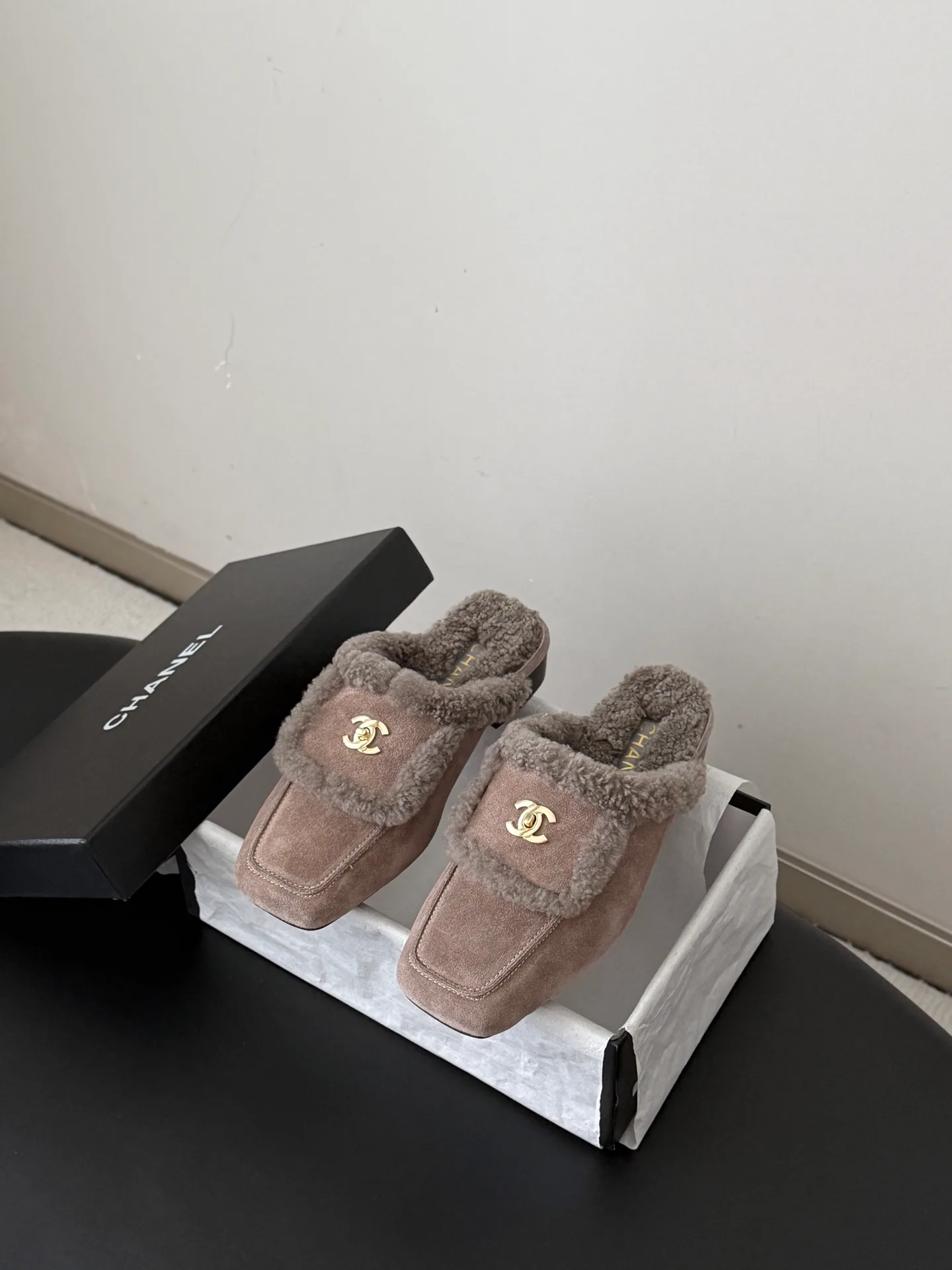 Women's Mules And Clogs CHANEL 18362220