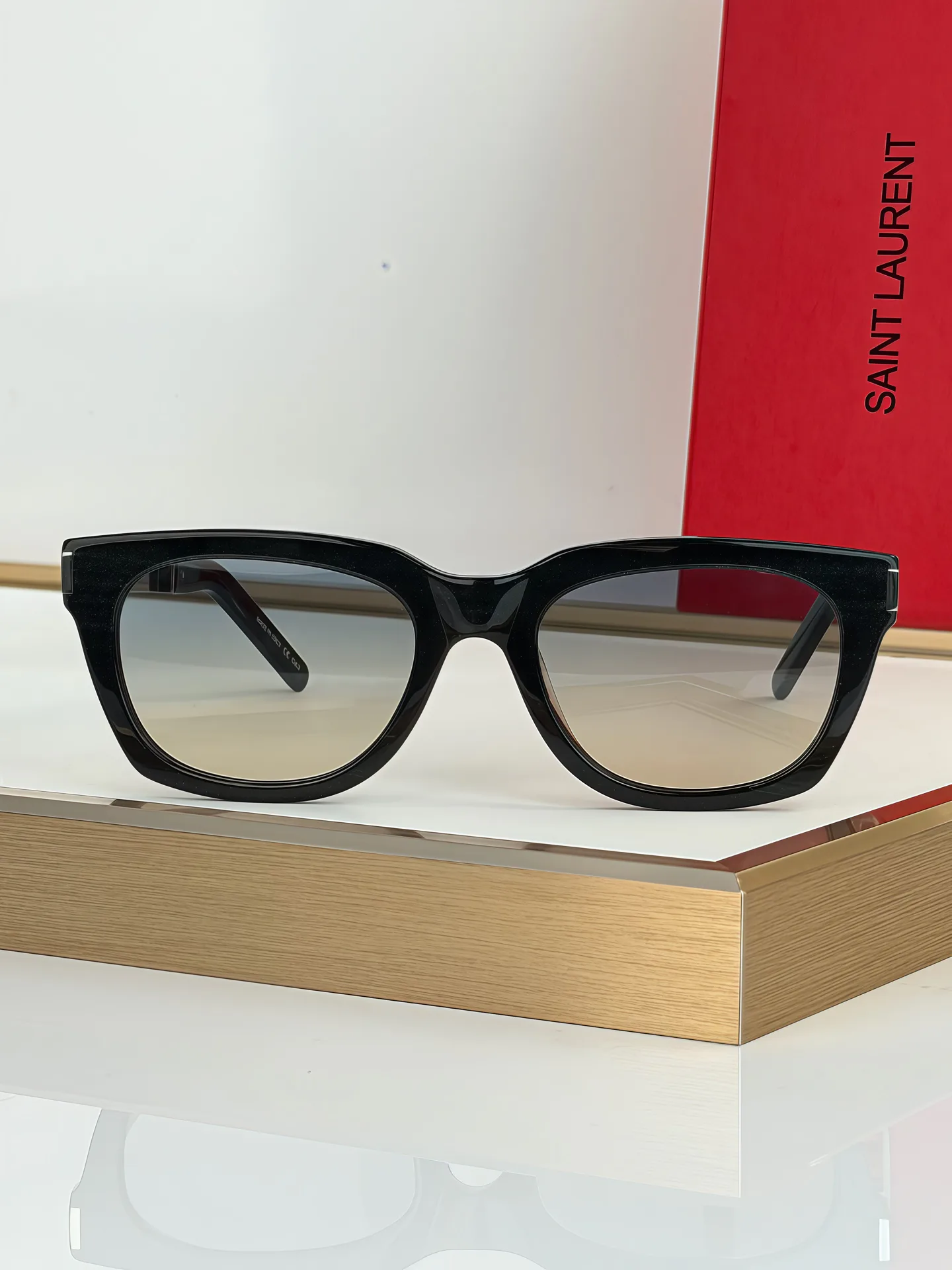 Glasses SAINT LAURENT 18059972