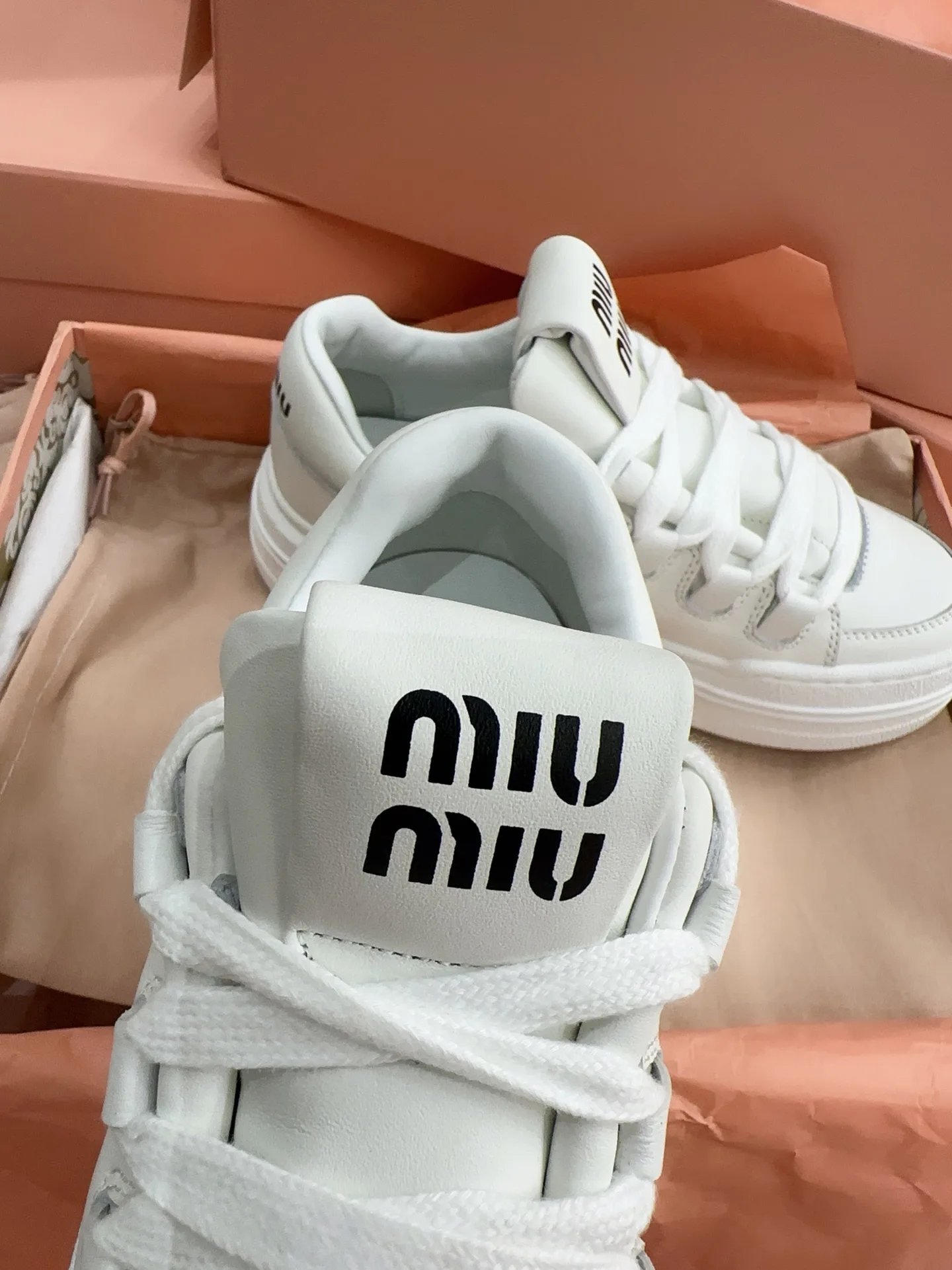 Women's Sneakers MIU MIU 18041139