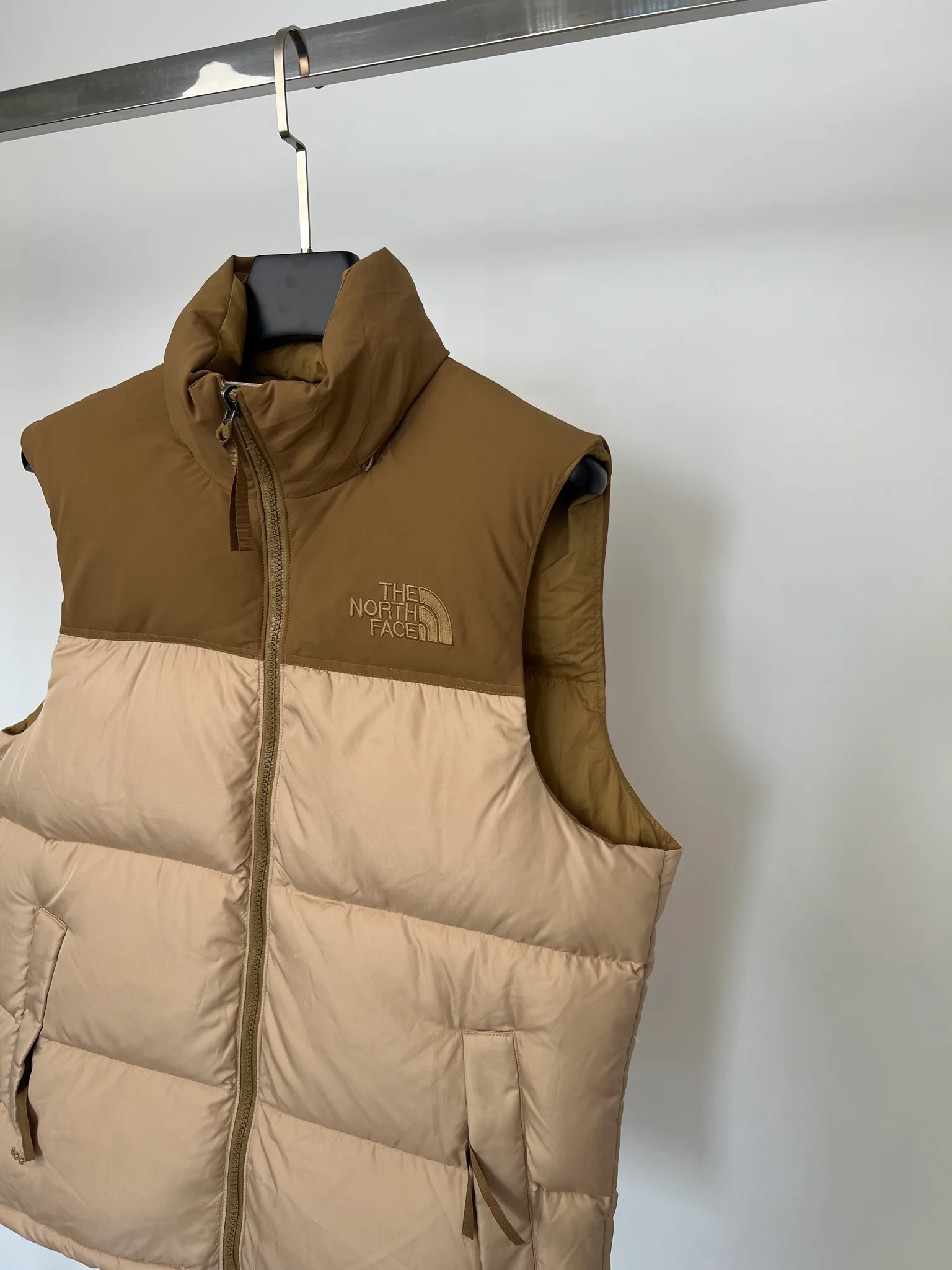 Women's Vests THE NORTH FACE 18416026