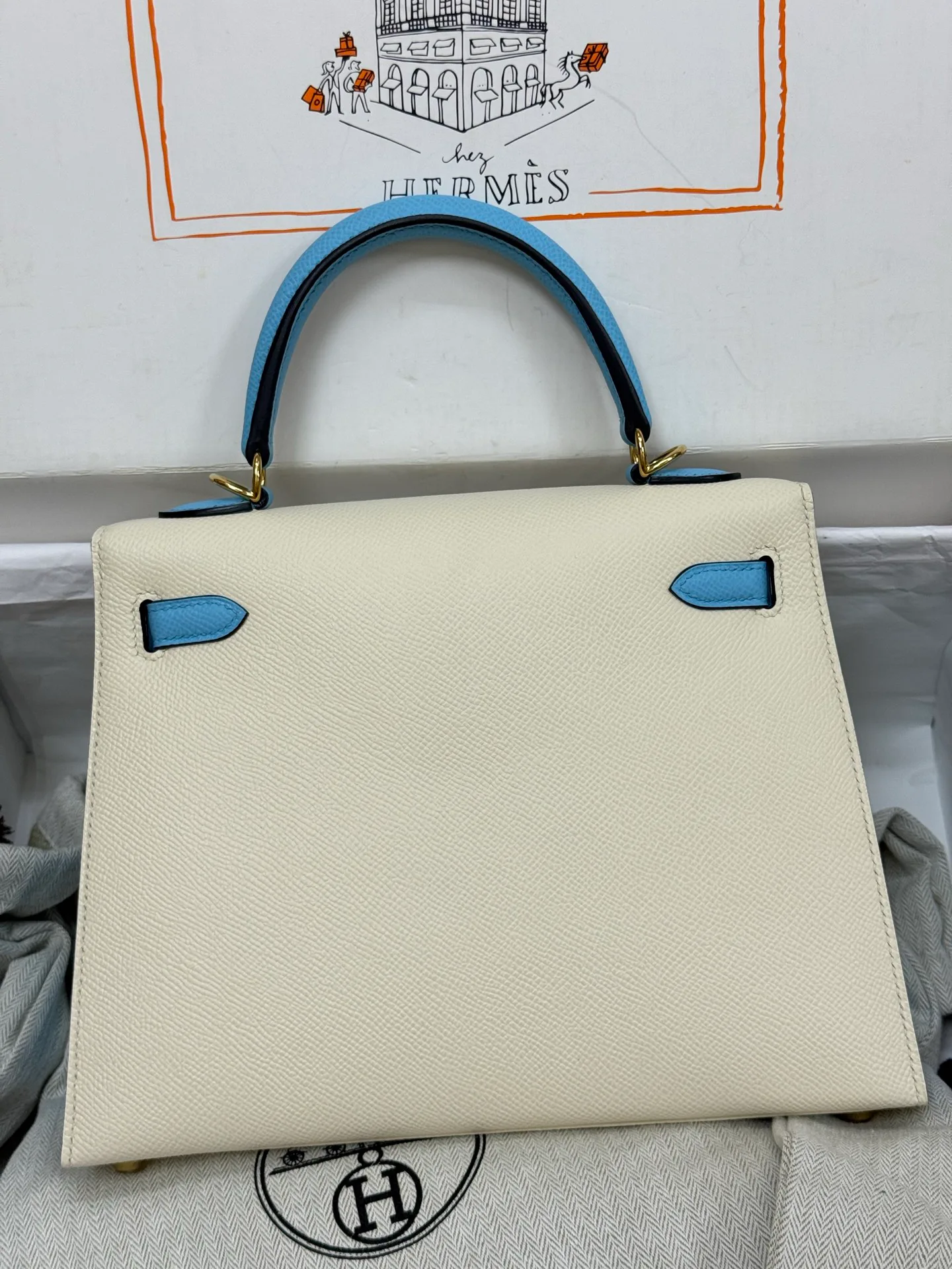 Women's Classic Handbags HERMES 18454969