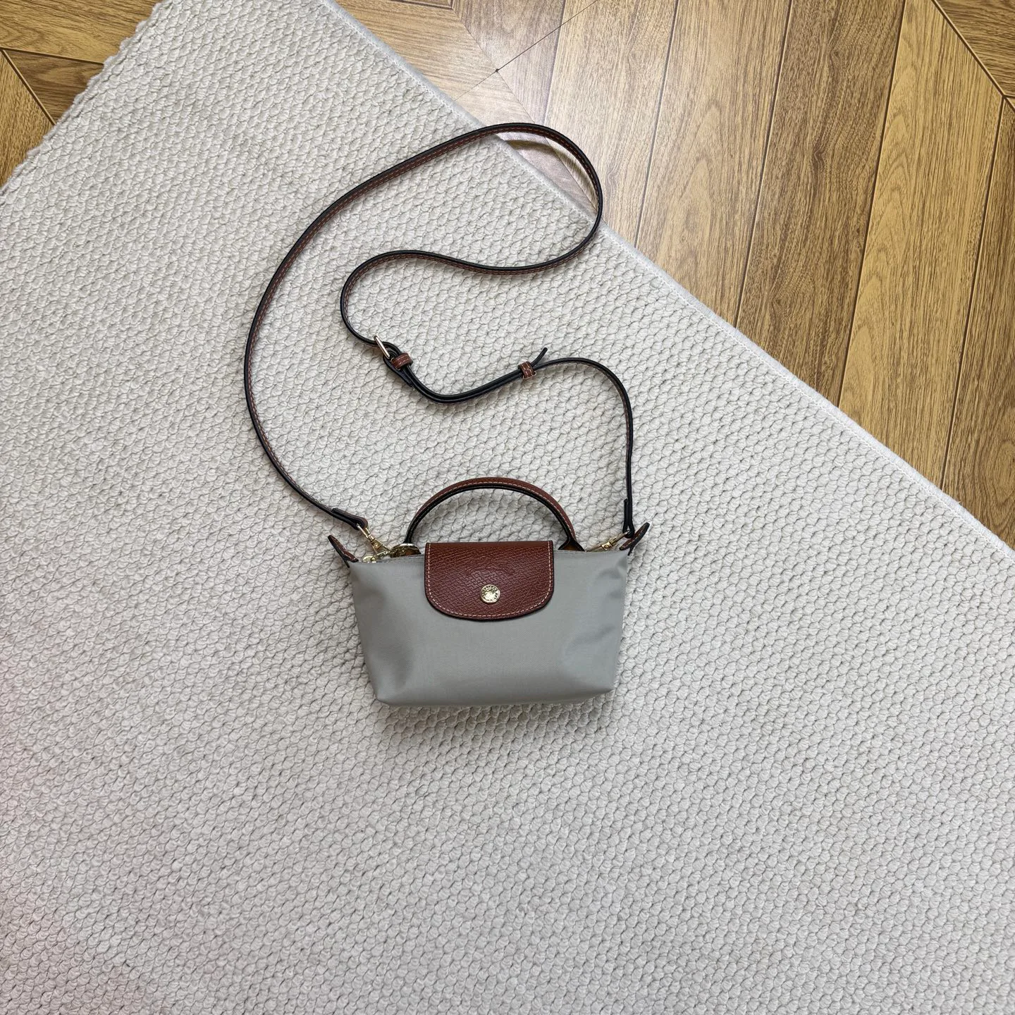 Women's Classic Handbags LONGCHAMP 17875591
