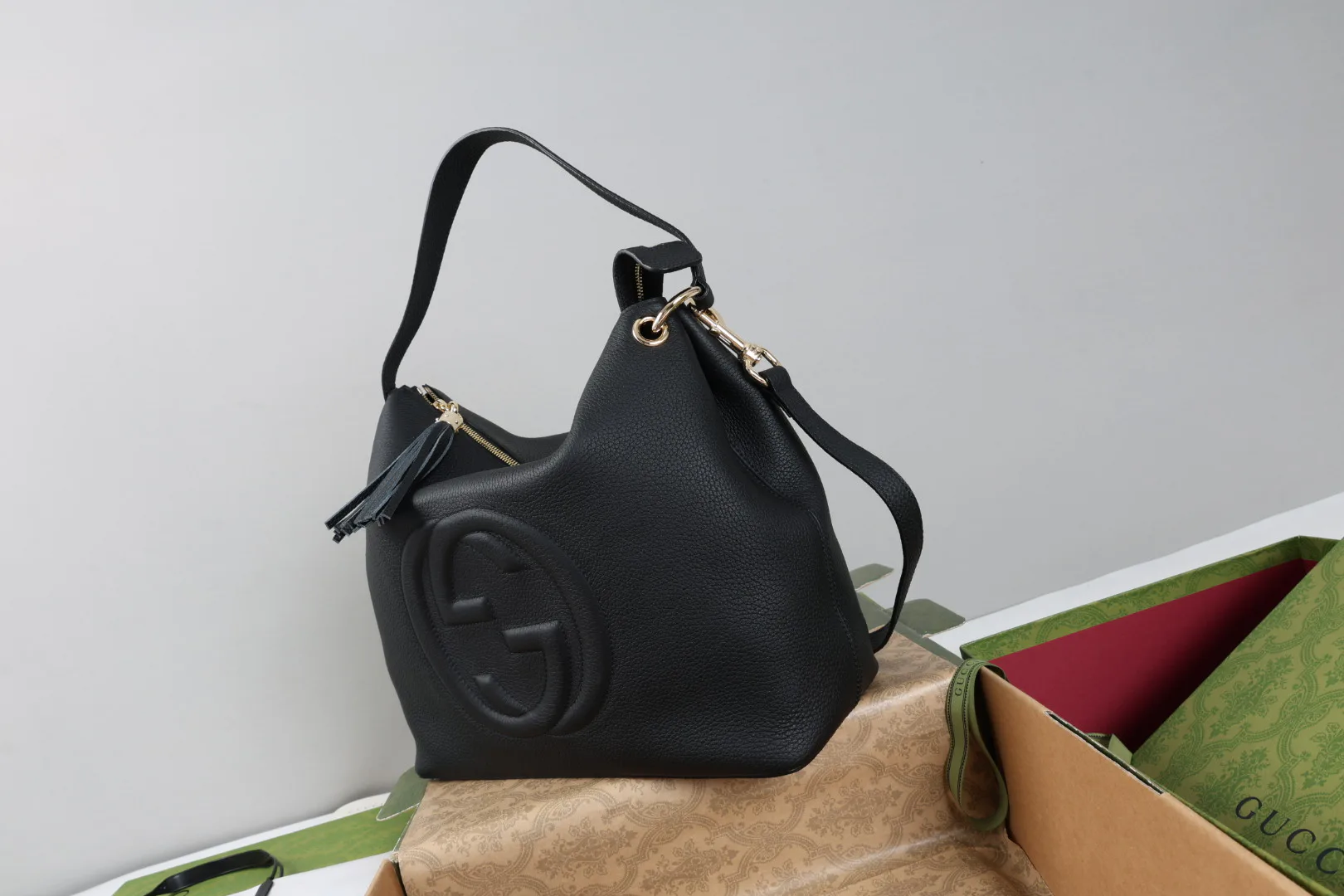 Women's Classic Handbags GUCCI 18223260
