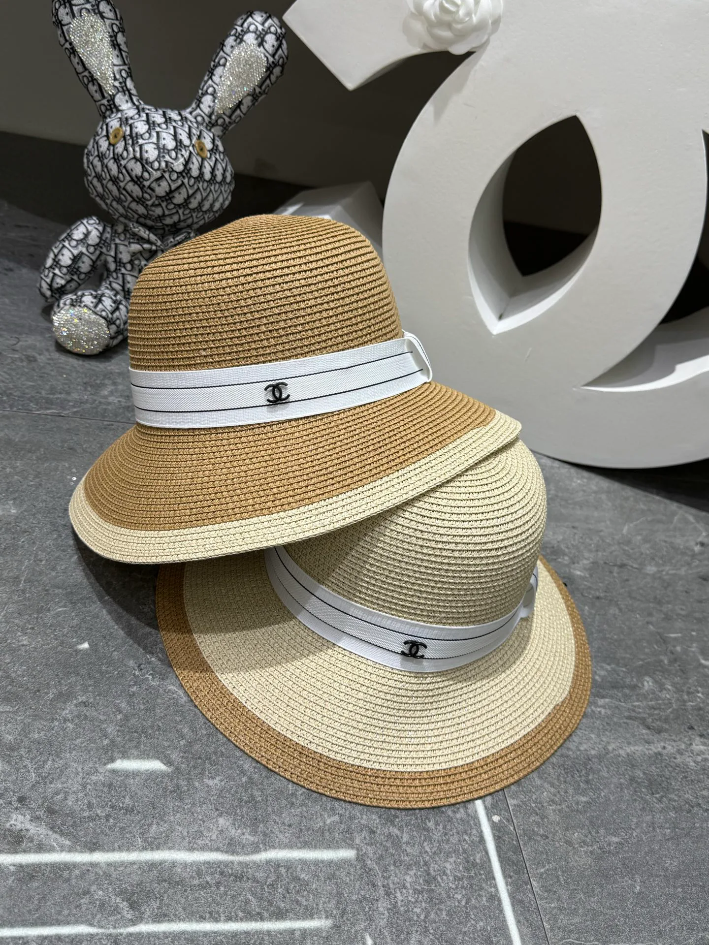 Hats CHANEL 17810495