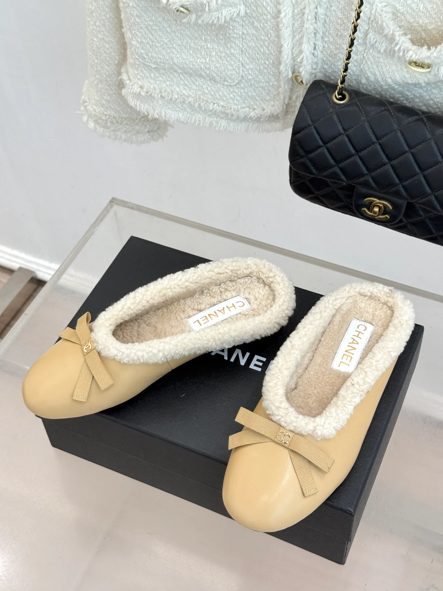 Women's Mules And Clogs CHANEL 17938392
