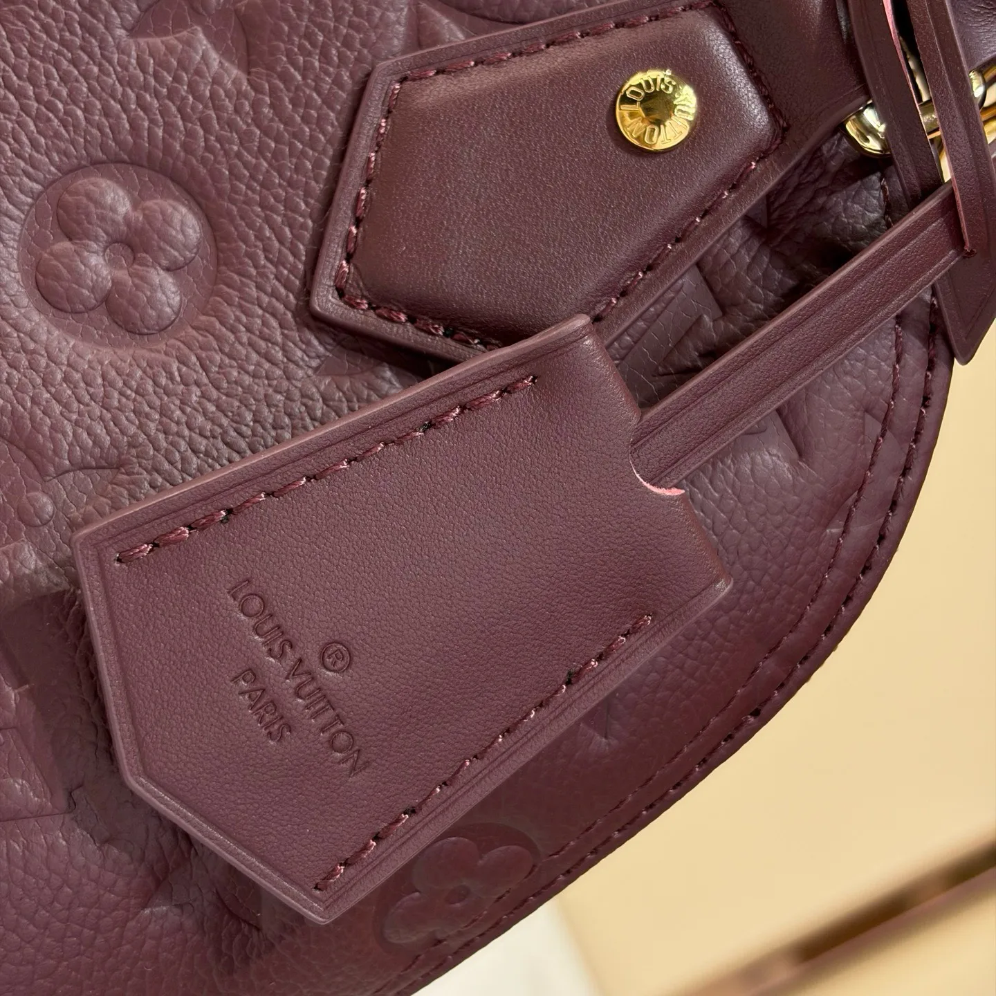 Women's Classic Handbags LOUIS VUITTON 18240293