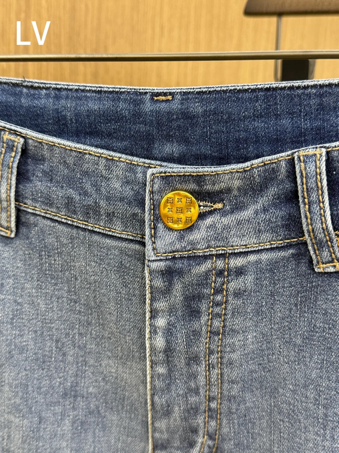 Men's Jeans LOUIS VUITTON 18194646