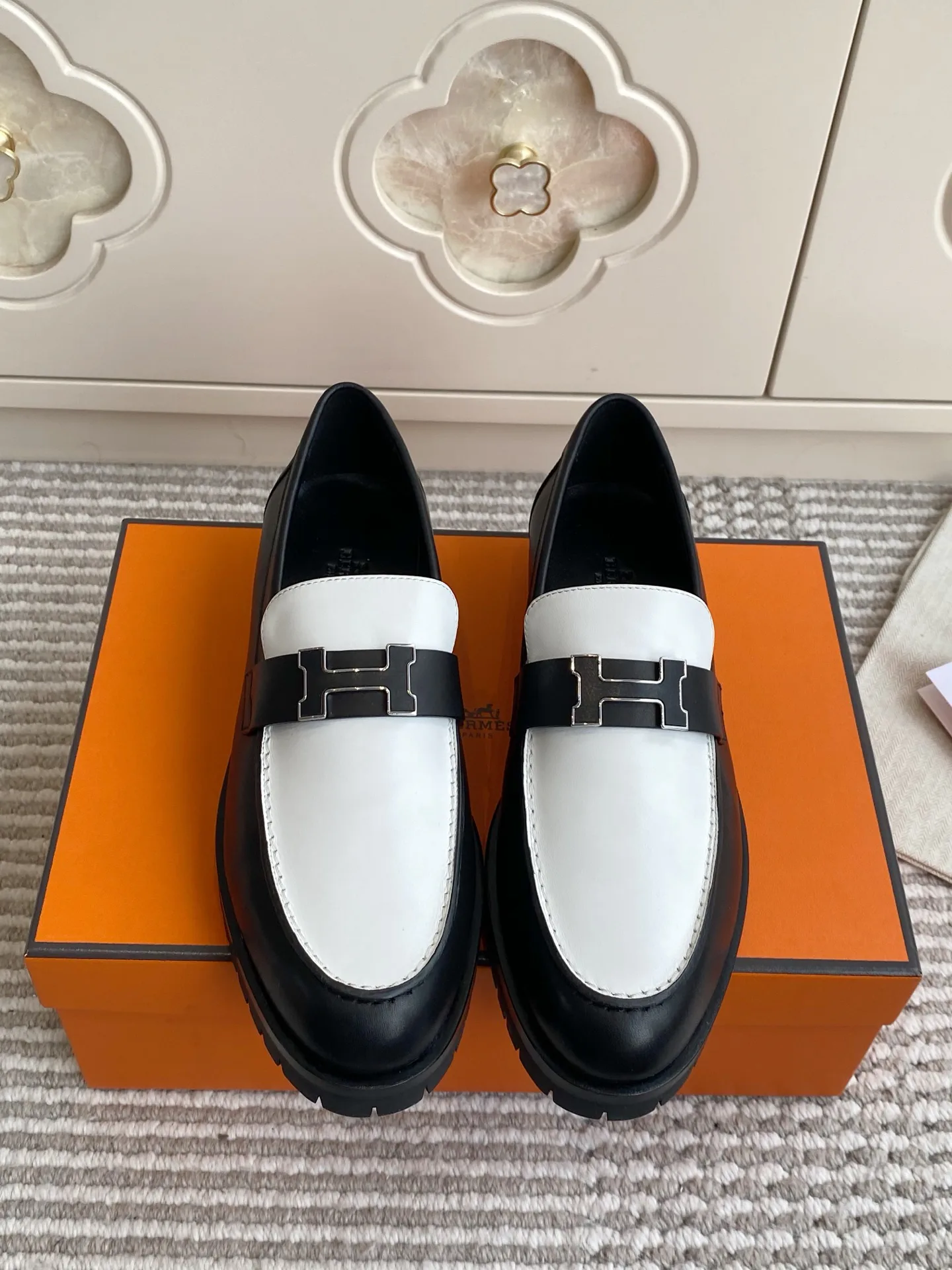 Women's Loafers And Moccasins HERMES 17476148