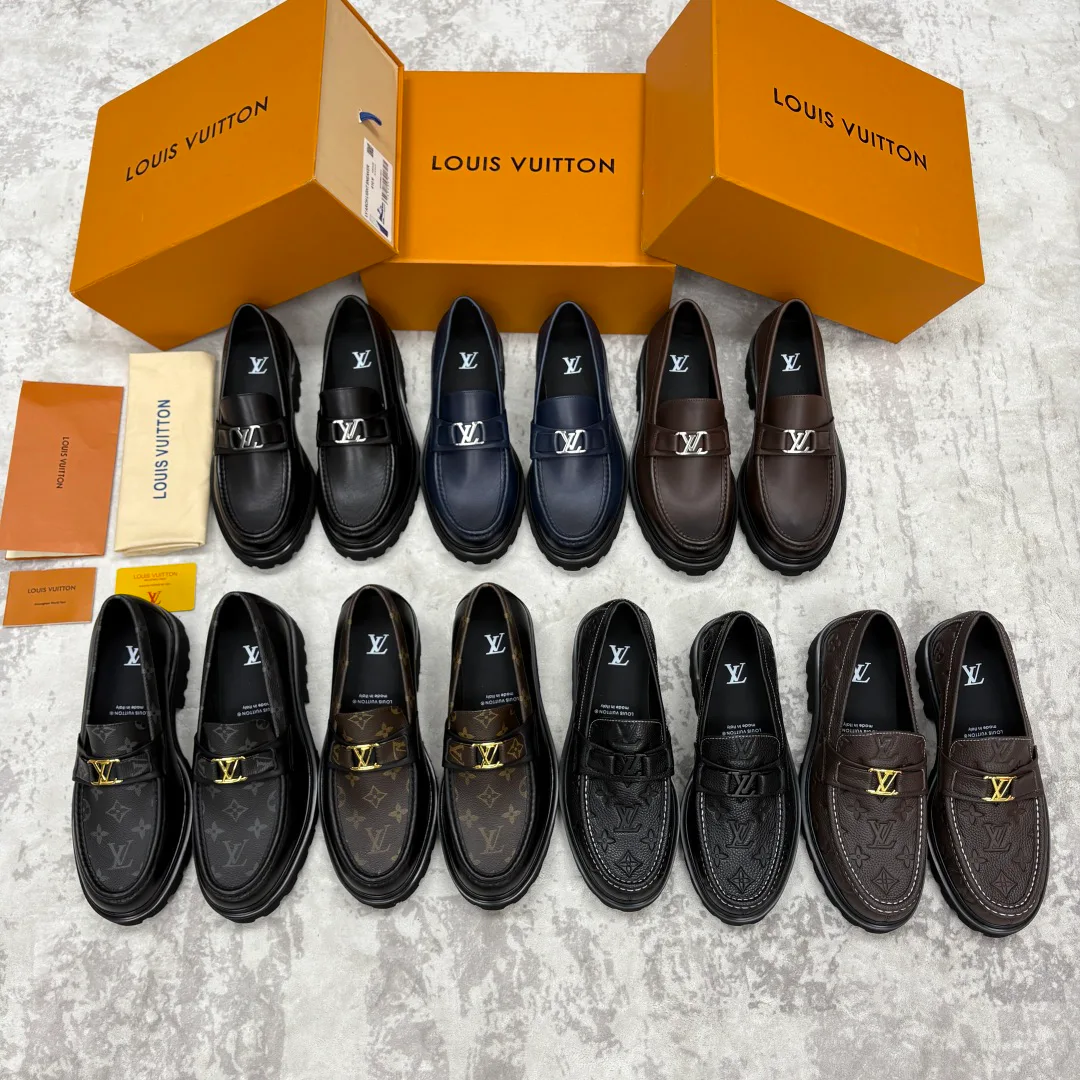 Men's Loafers And Dress Shoes LOUIS VUITTON 17715951