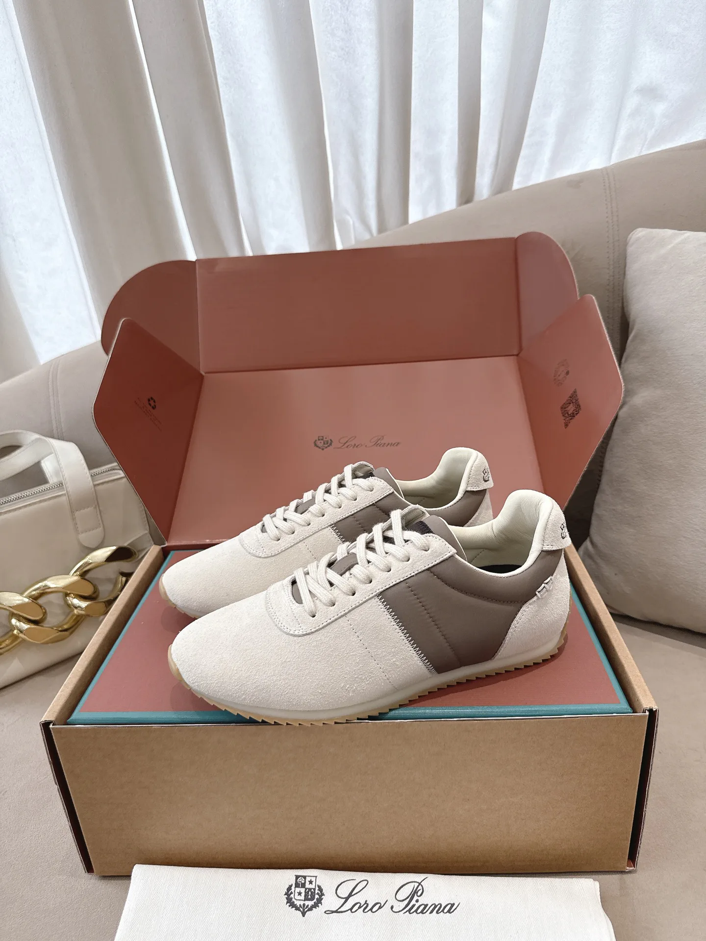 Women's Sneakers LORO PIANA 17803508