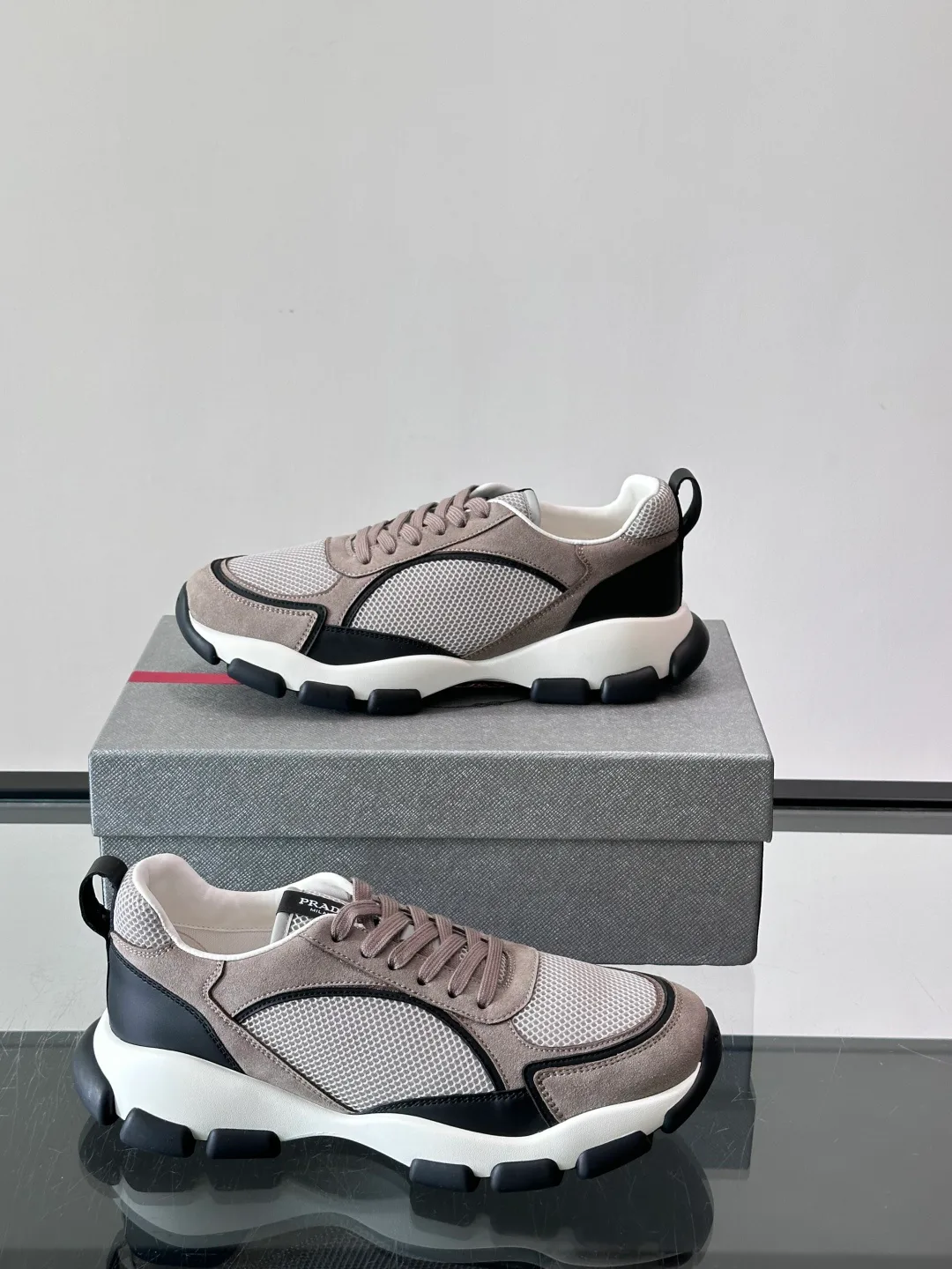 Men's Sneakers PRADA 18102767