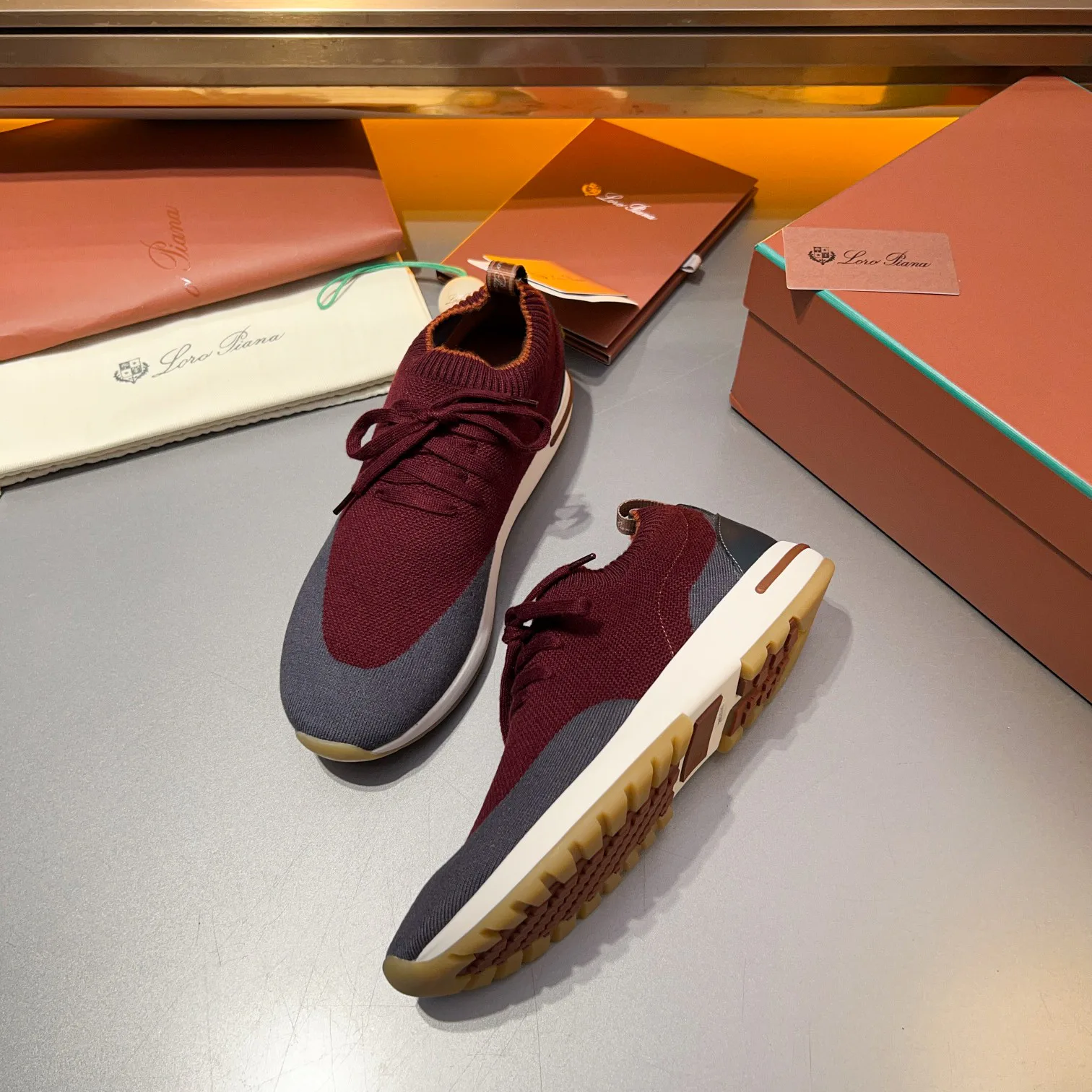 Men's Sneakers LORO PIANA 18250761