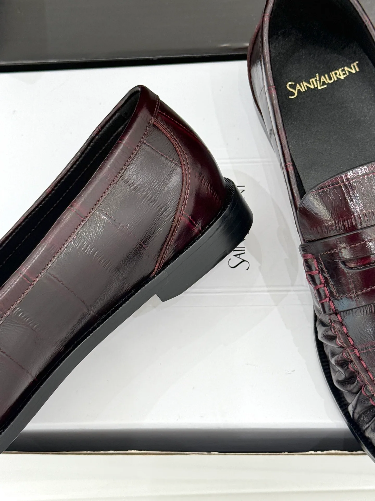 Women's Loafers And Moccasins SAINT LAURENT 17514979
