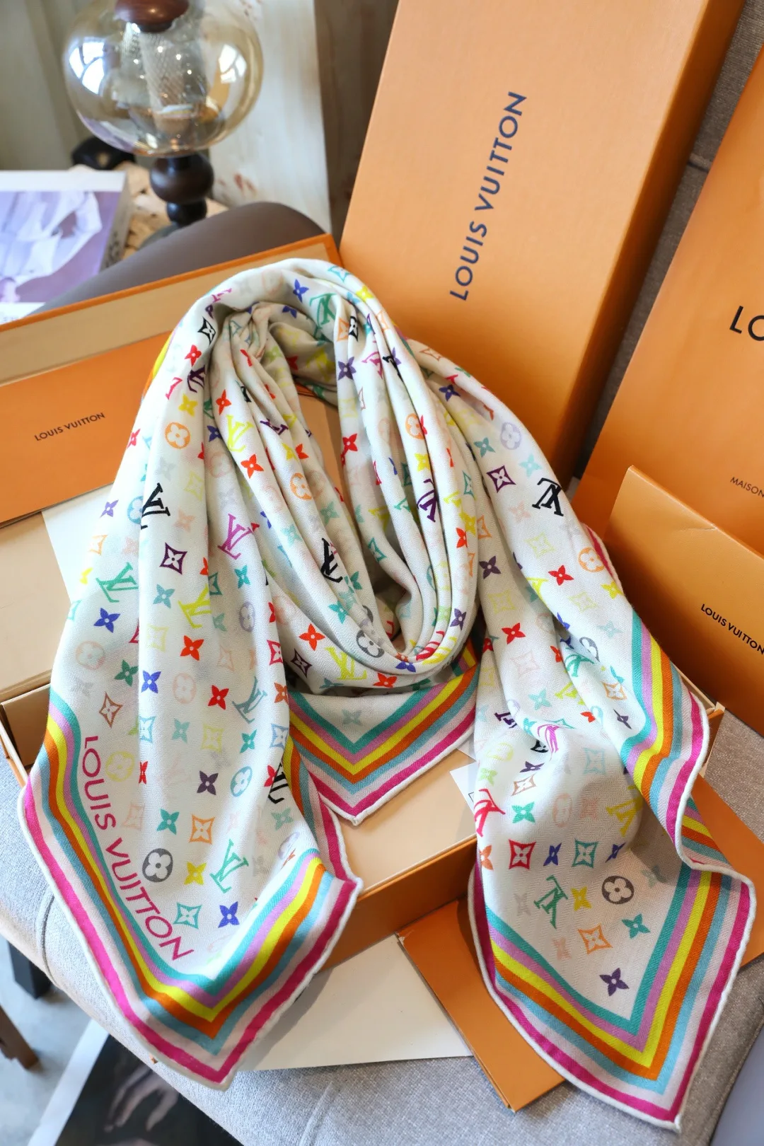 Silk Scarves LOUIS VUITTON 18222509