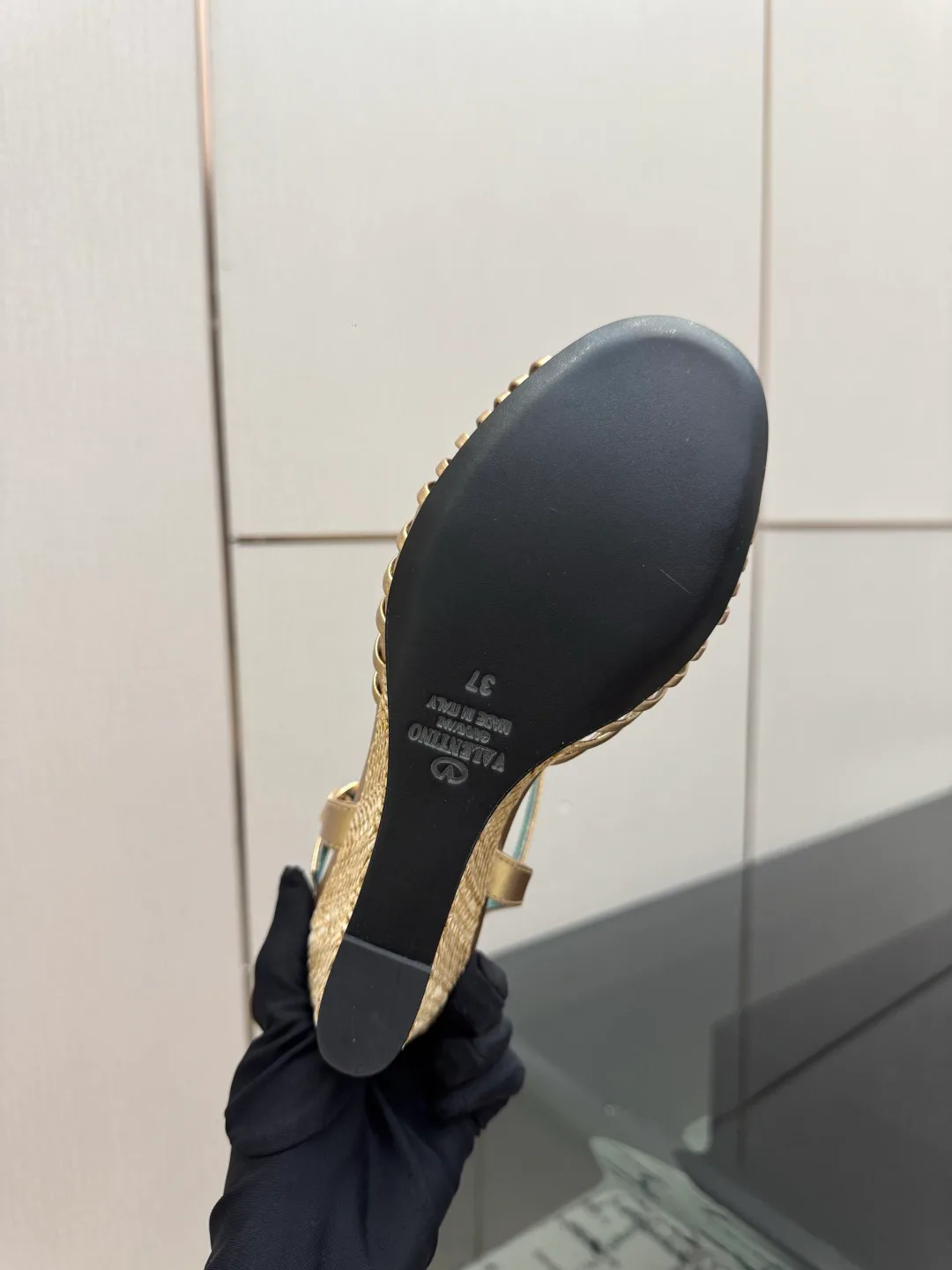 Women's Open-Toe Sandals VALENTINO 18049000