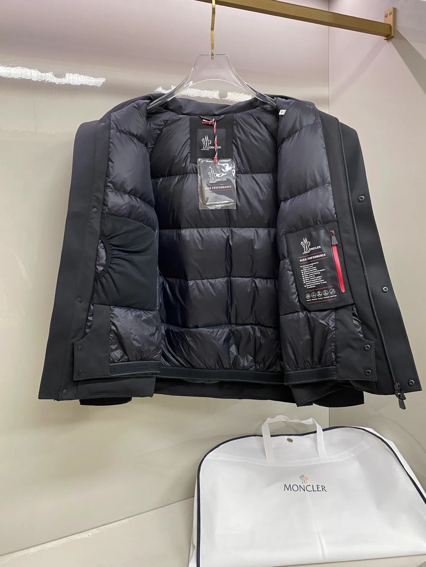 Men's Jackets And Down Jackets MONCLER 18029245