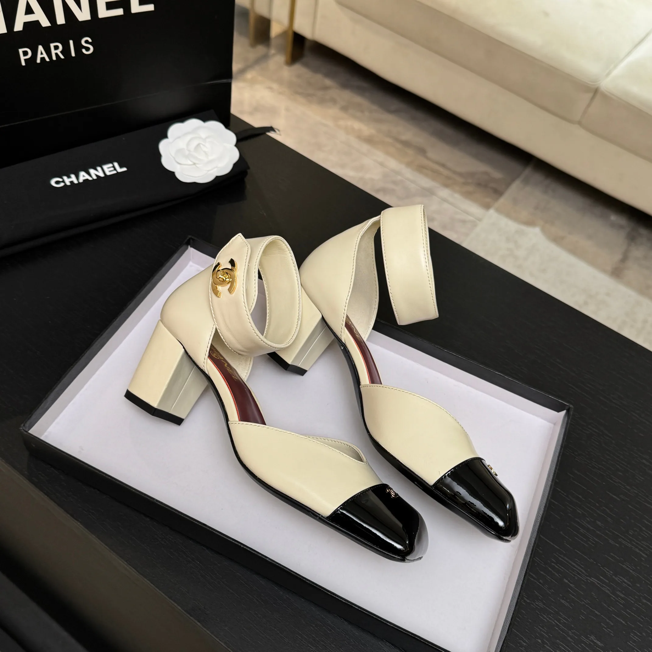Women's Open-Toe Sandals CHANEL 17882837