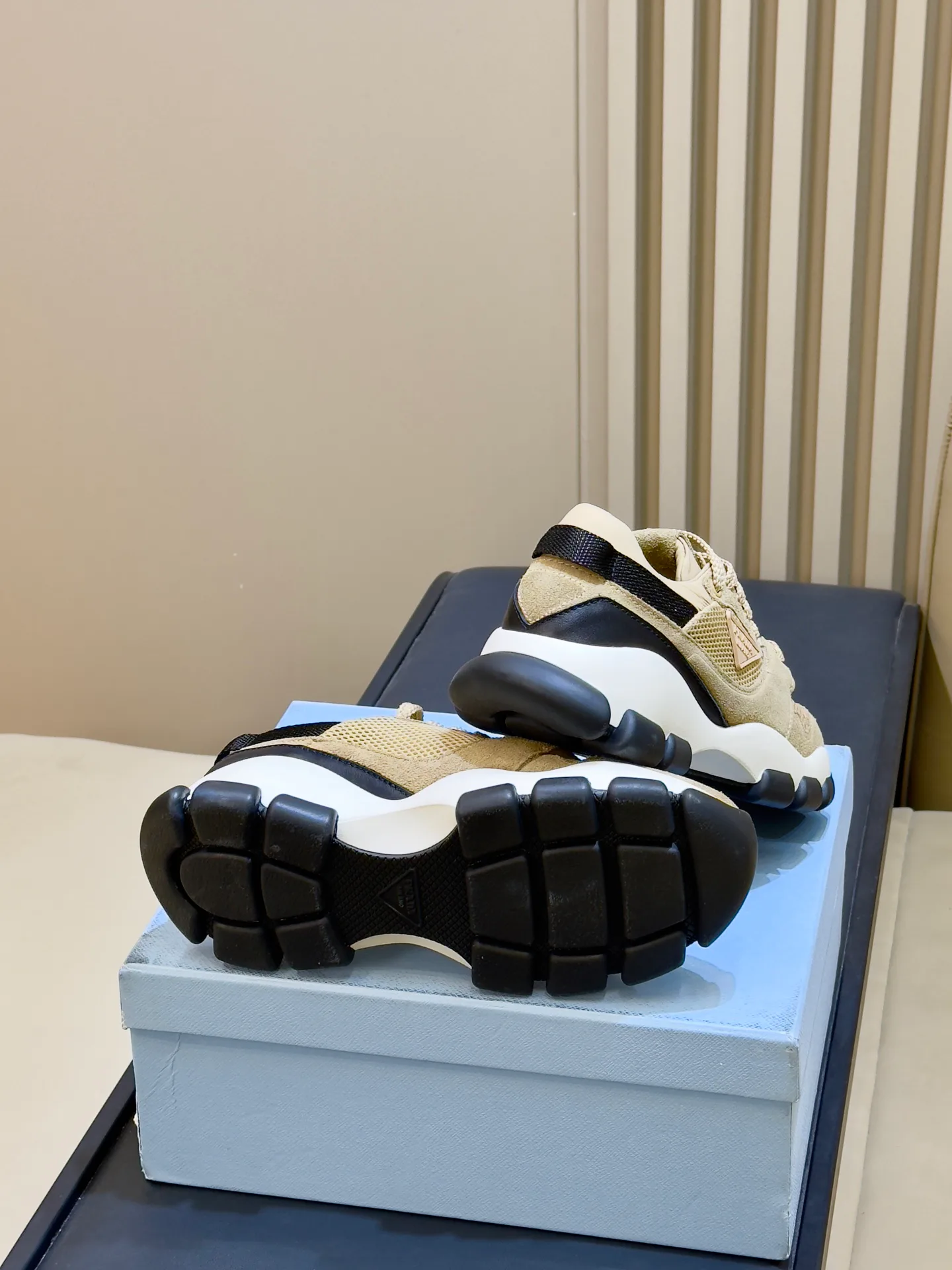 Women's Sneakers PRADA 18073430