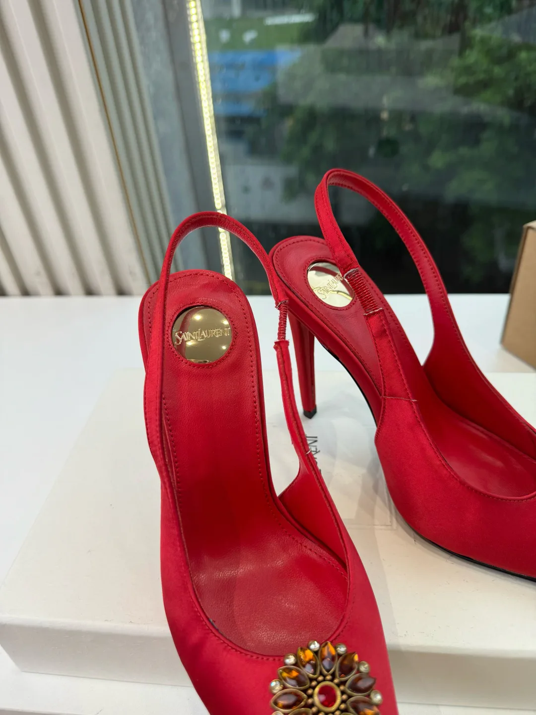 Women's Heels SAINT LAURENT 18104159