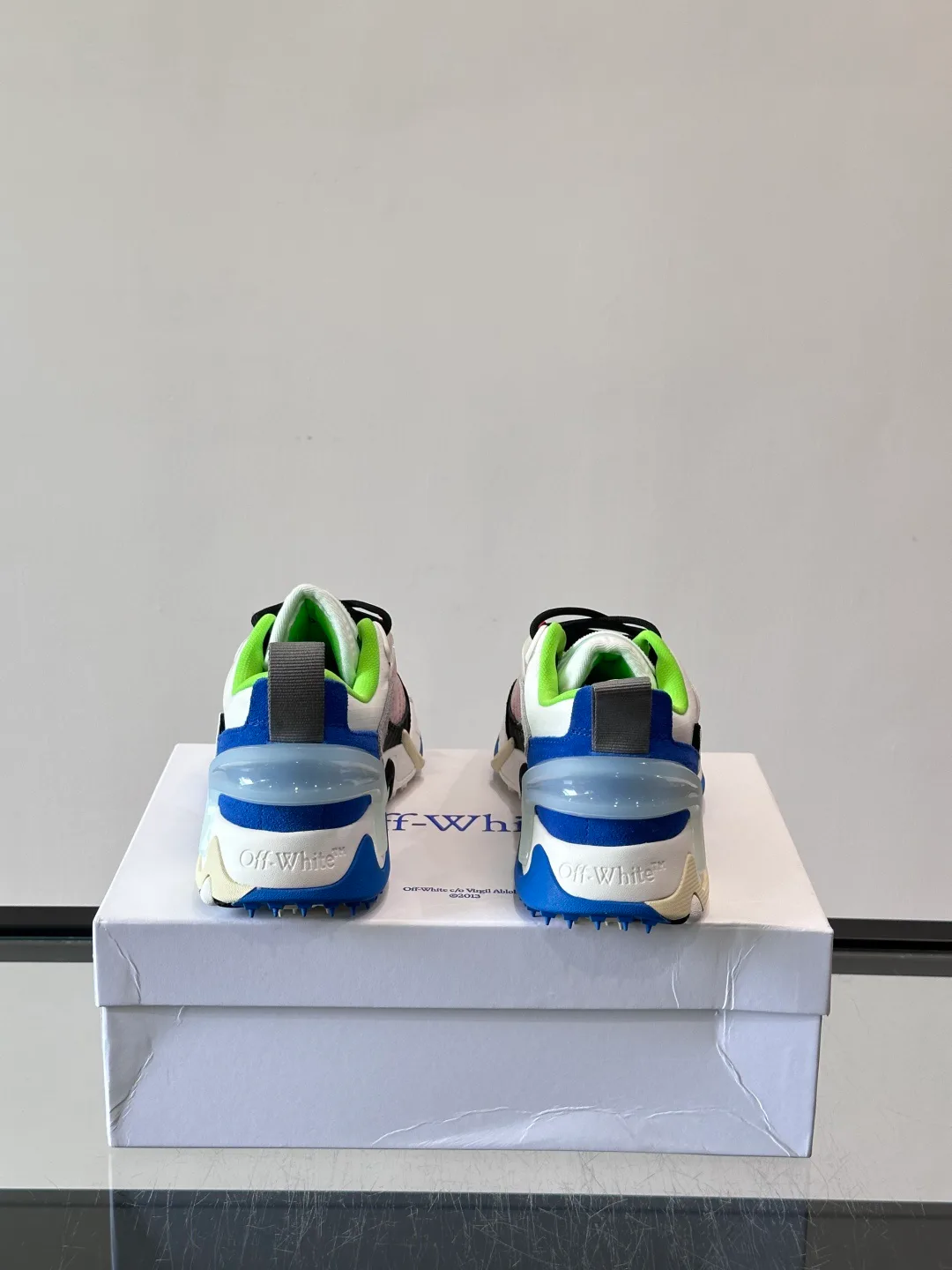 Women's Sneakers OFF-WHITE 17672649