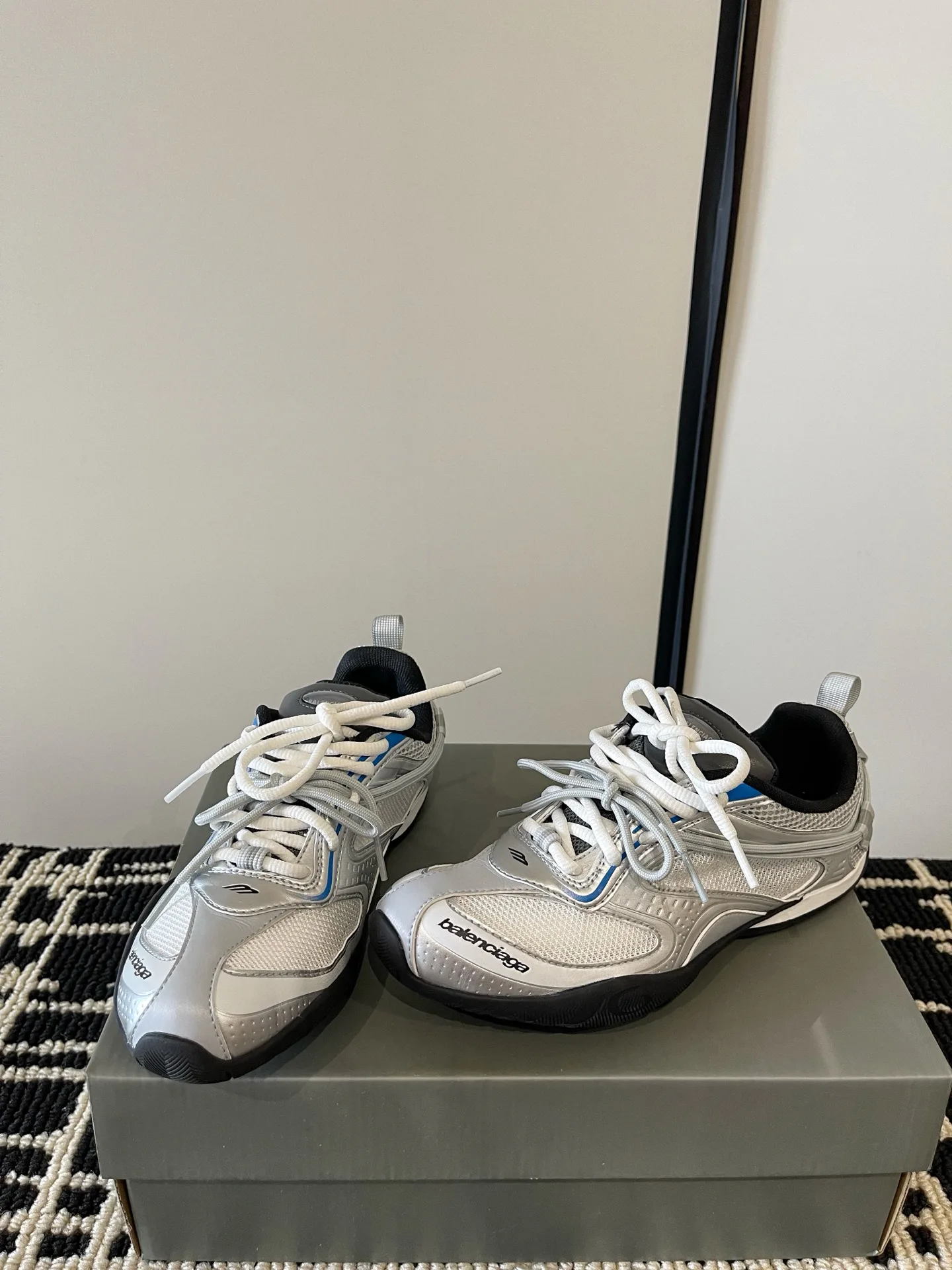 Women's Sneakers BALENCIAGA 18386315
