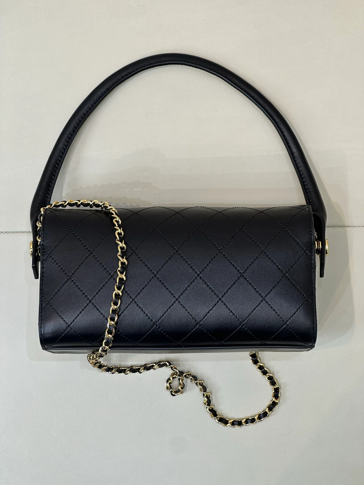 Women's Classic Handbags CHANEL 17376204