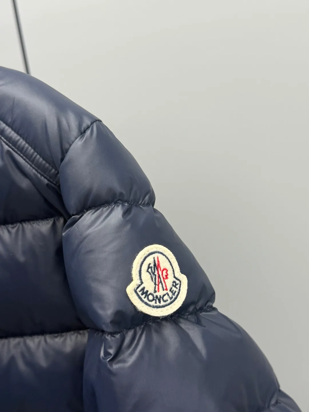 Women's Jackets And Down Jackets MONCLER 18248273