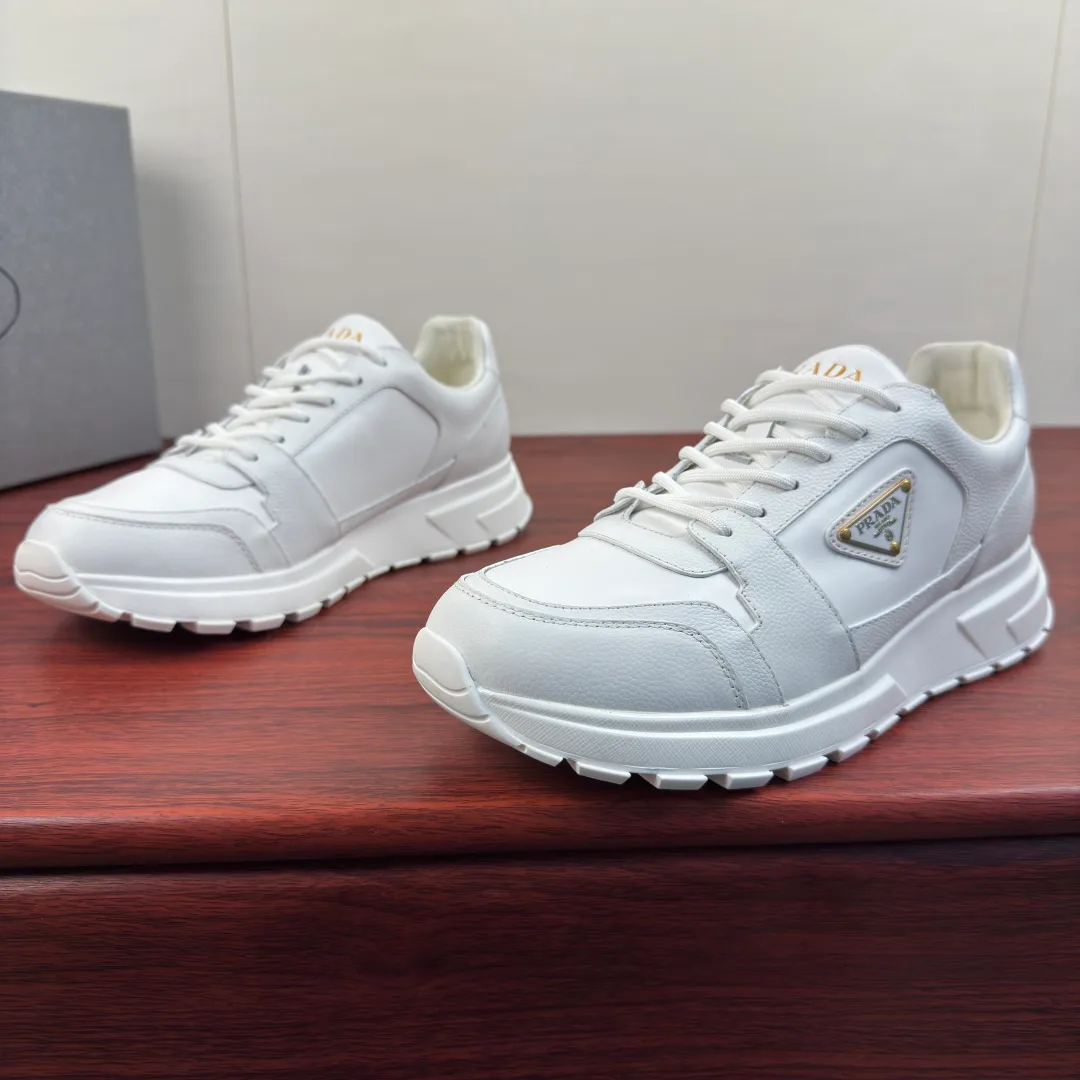 Men's Sneakers PRADA 18230790