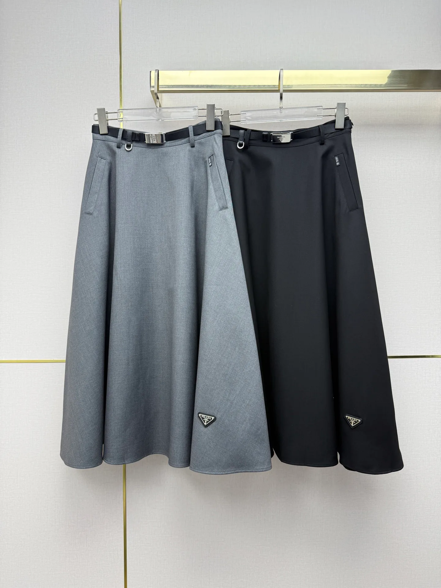 Women's Skirts PRADA 18348122