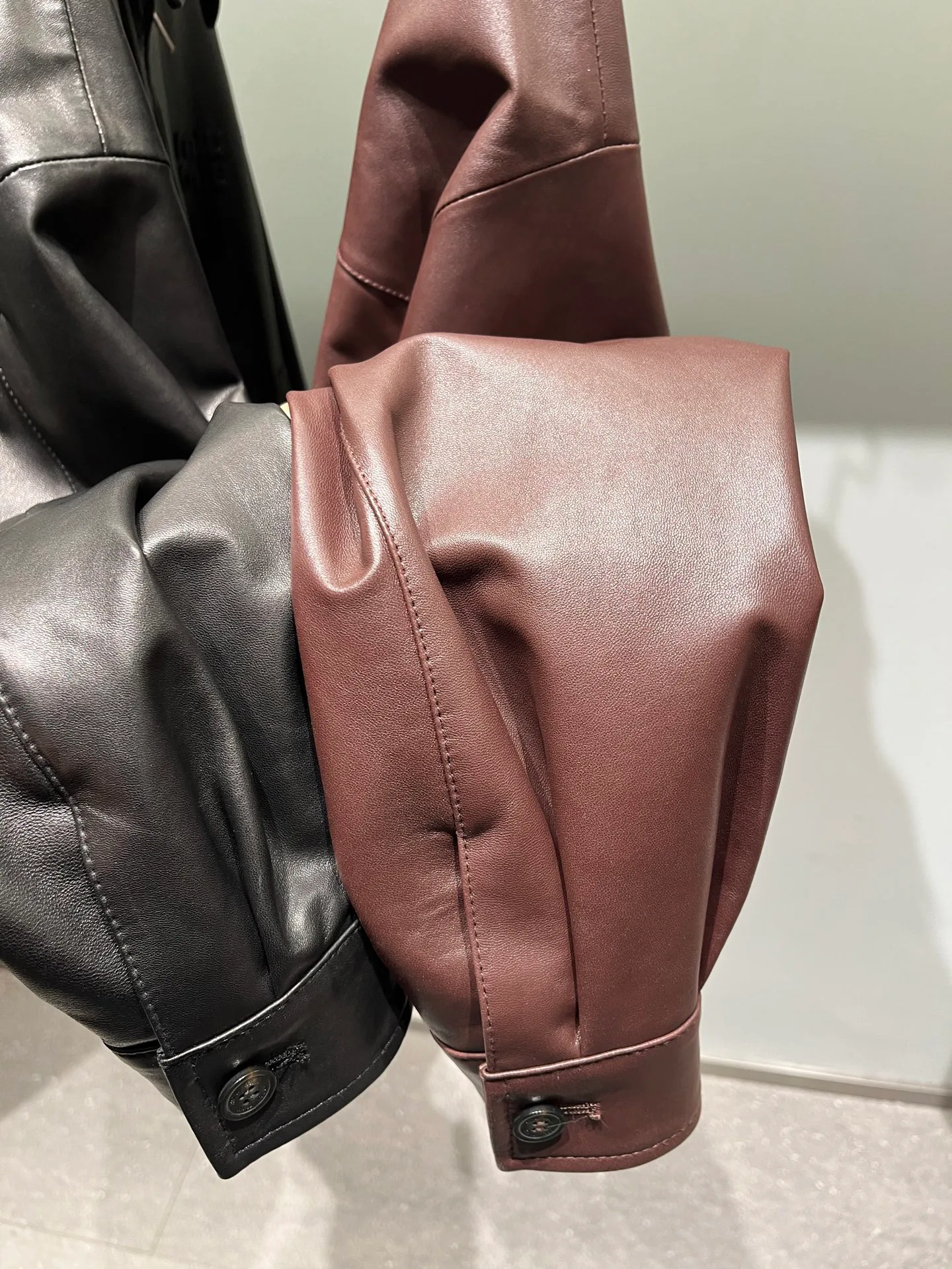 Women's Leather Jackets And Sheepskin Coats MIU MIU 18064822