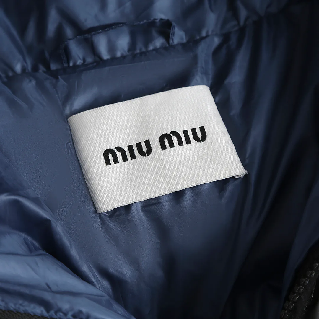 Women's Jackets And Down Jackets MIU MIU 18439541