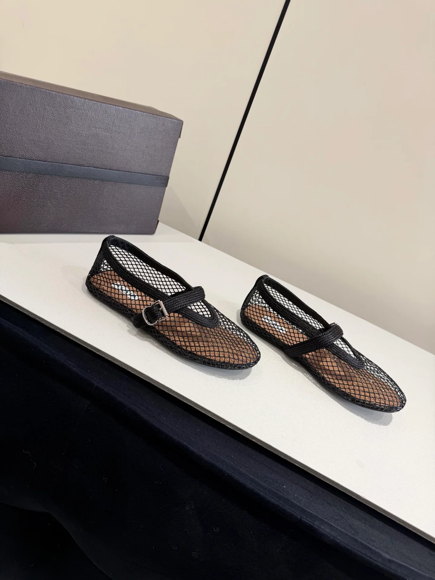Women's Ballet Flats ALAIA 17804467