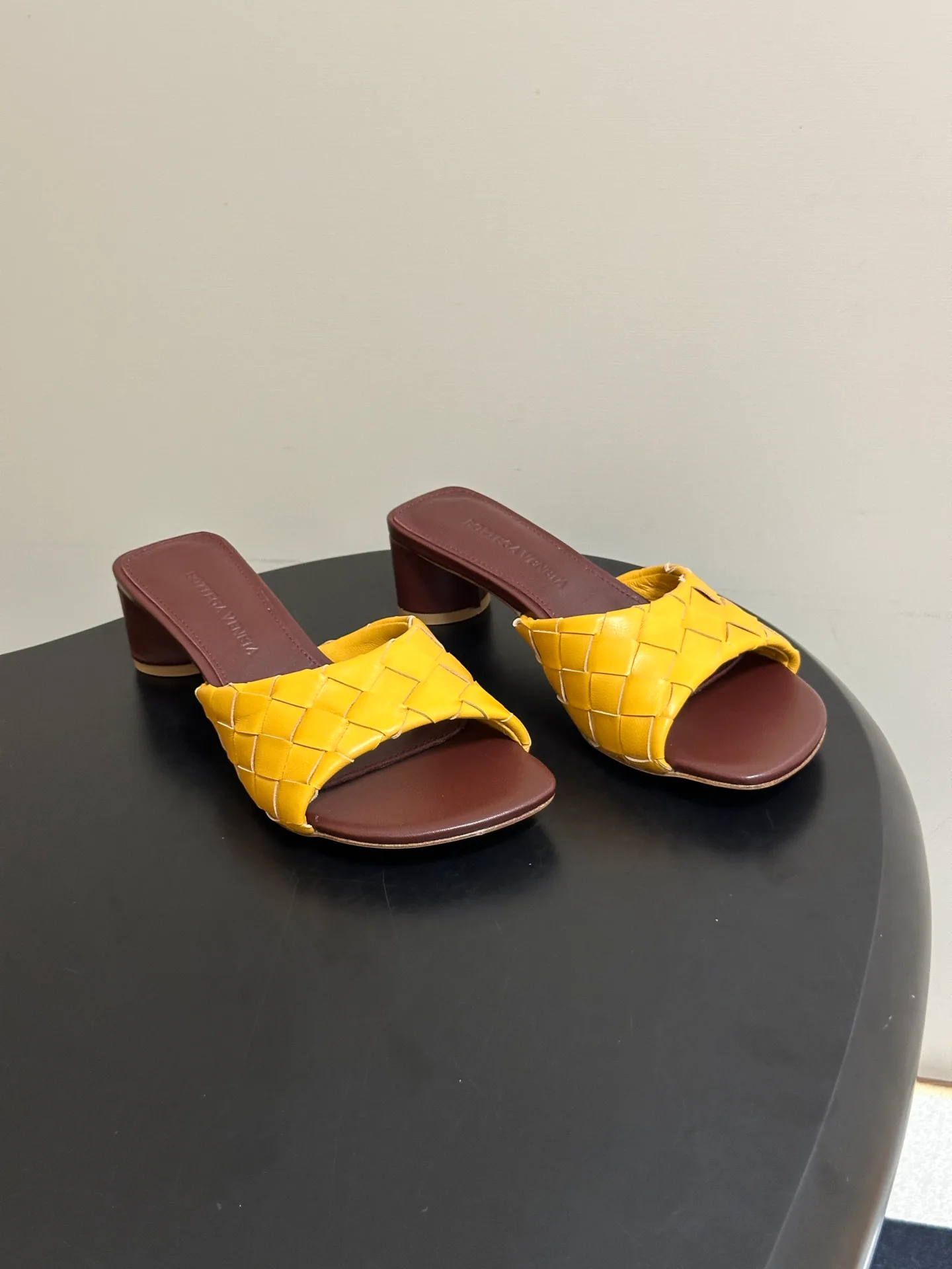 Women's Mules And Clogs BOTTEGA VENETA 17480754