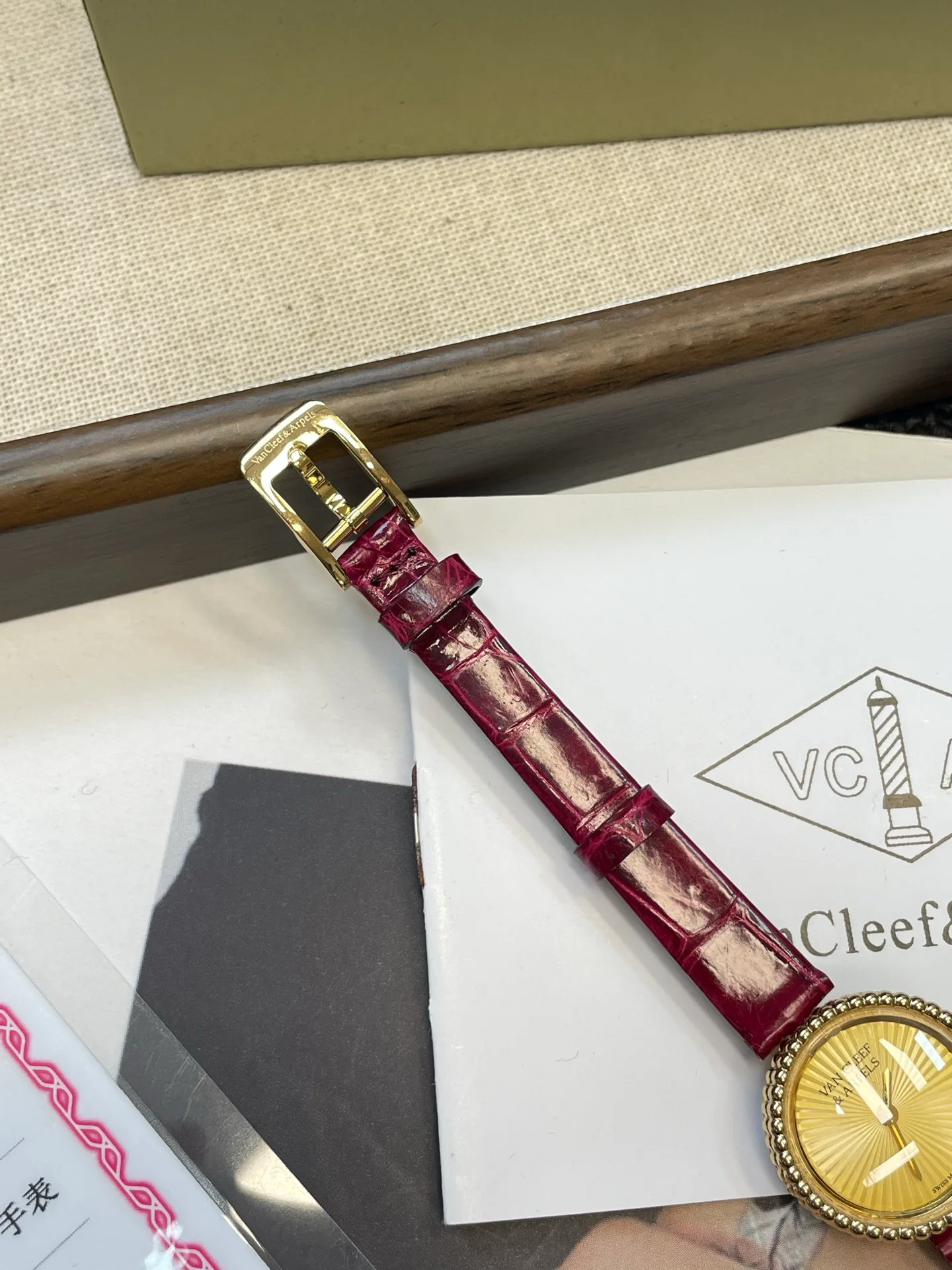 Women's Watches VAN CLEEF & ARPELS 17336730