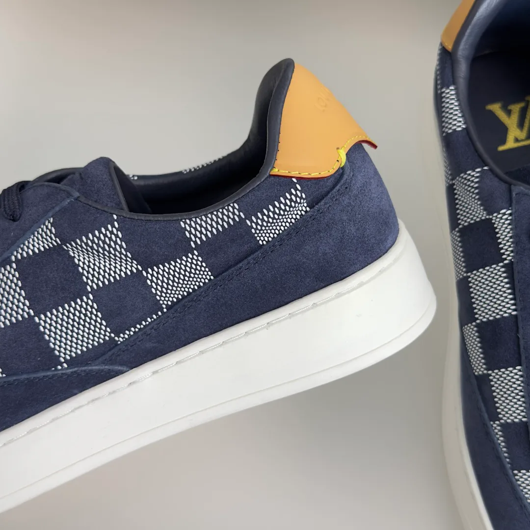 Women's Sneakers LOUIS VUITTON 17910625