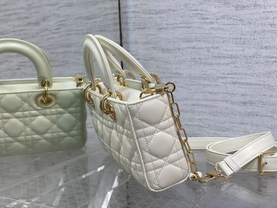 Women's Classic Handbags CHRISTIAN DIOR 17770399