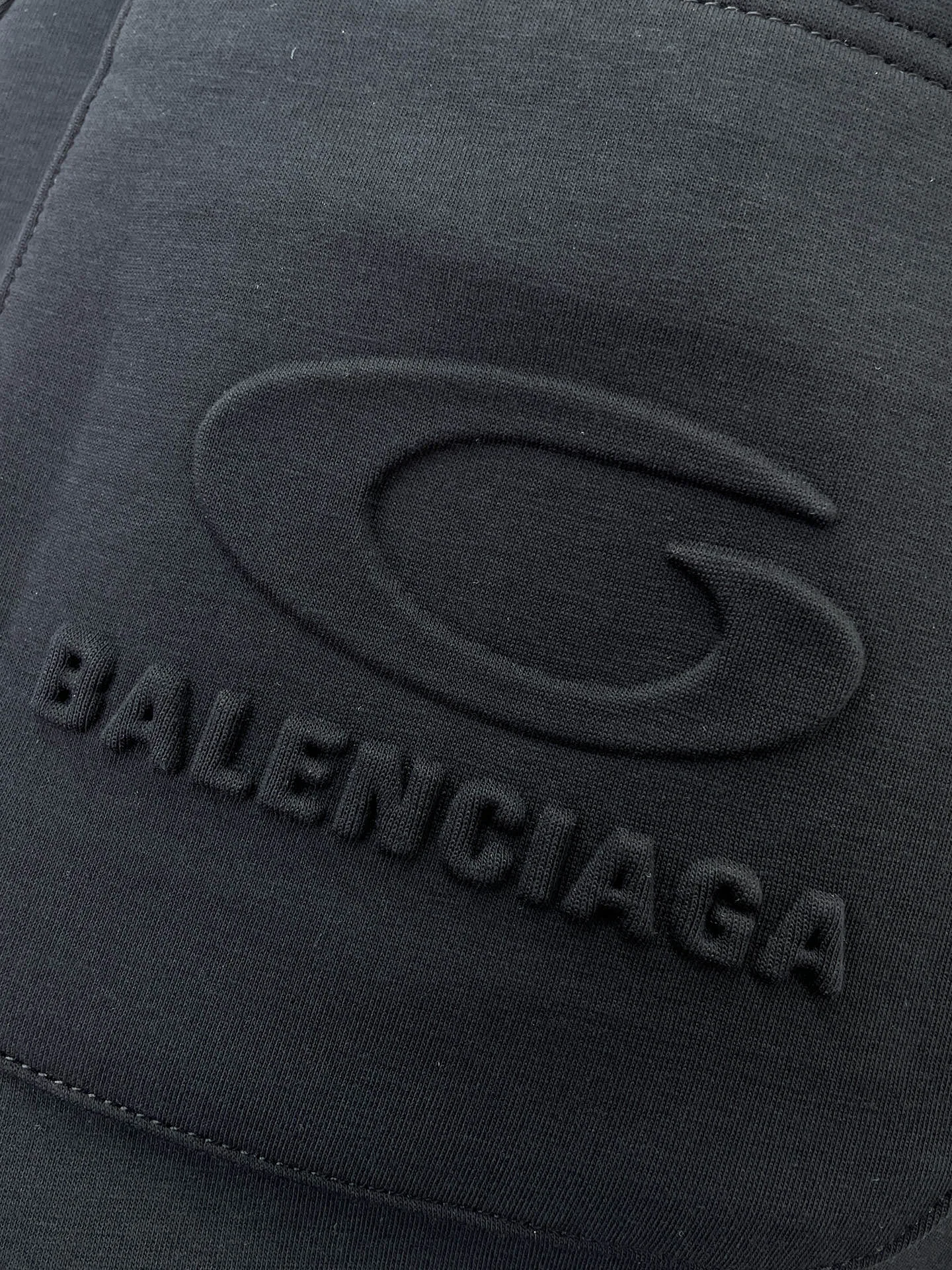Men's Trousers BALENCIAGA 18197363
