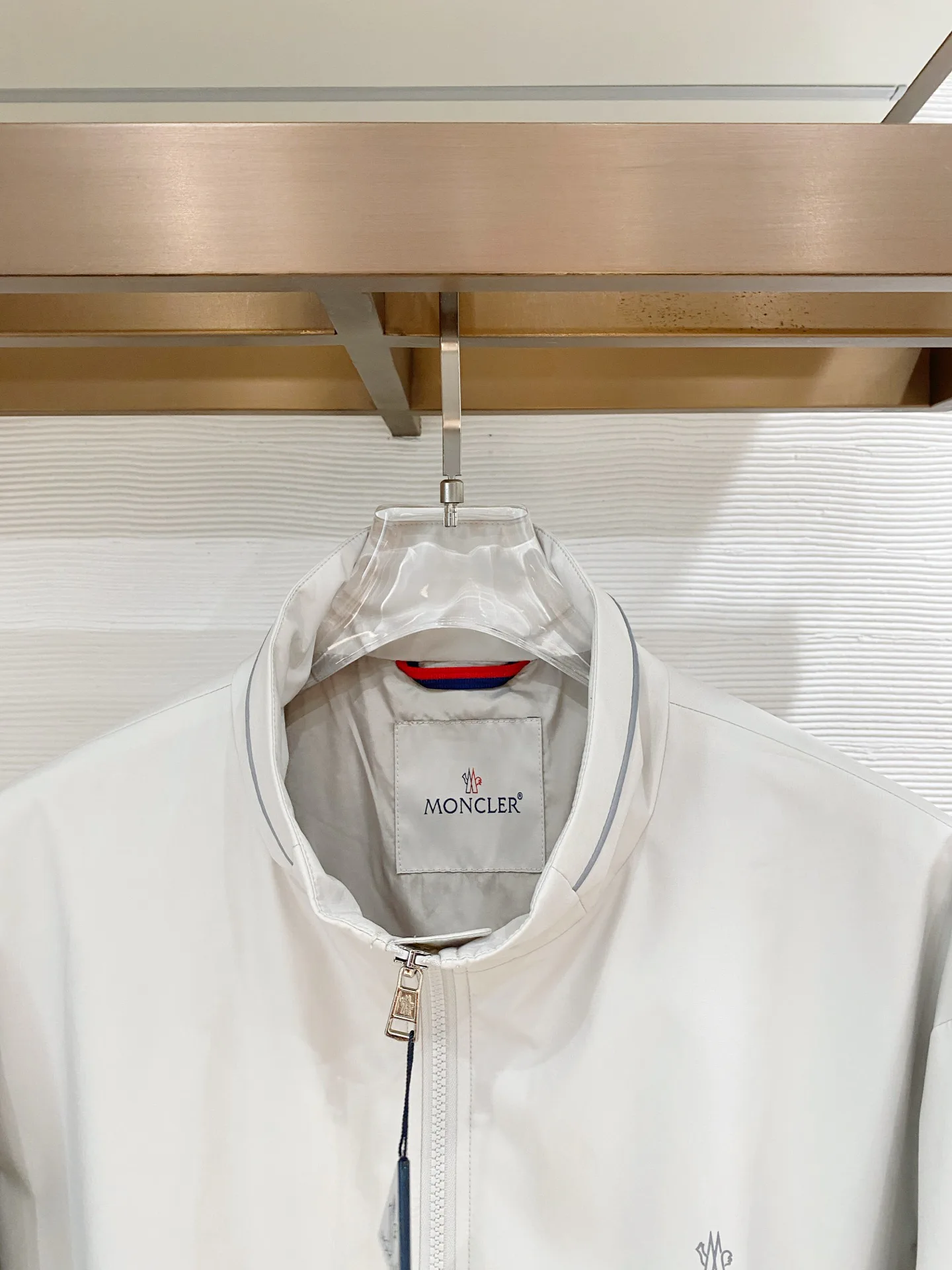 Куртки И Пуховики Мужские Moncler 18618728