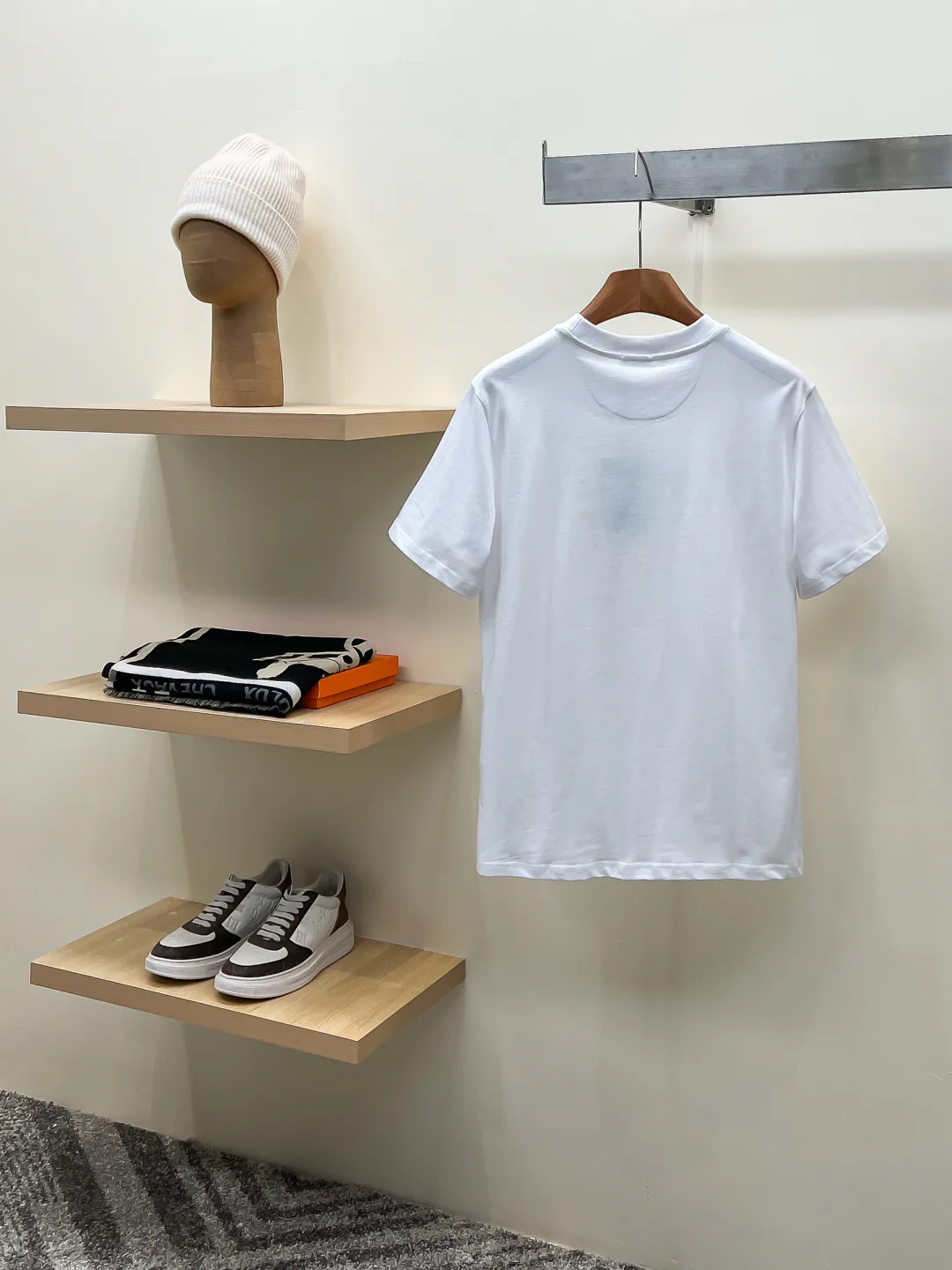 Men's T-Shirts MONCLER 18499470