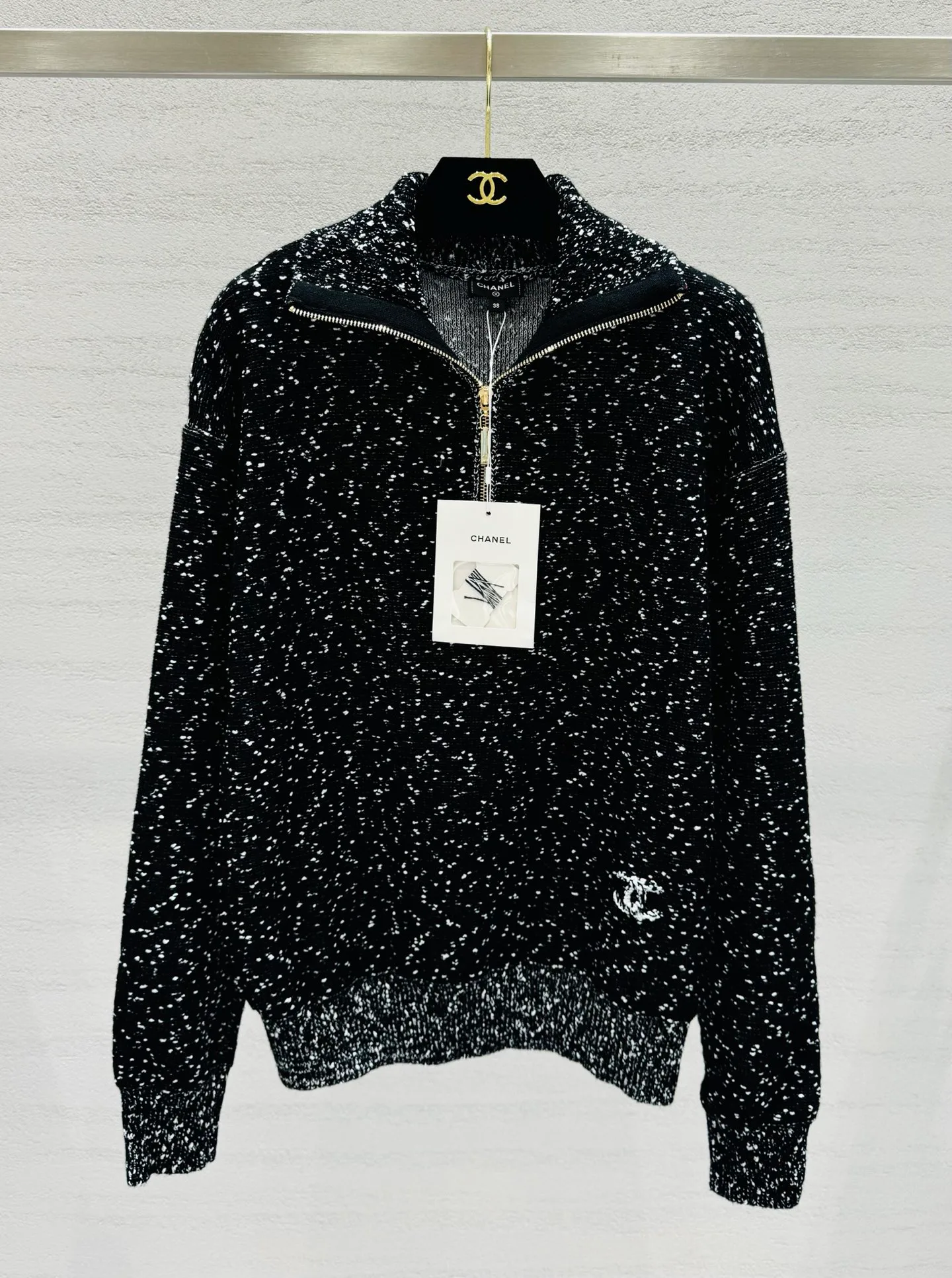 Women's Jumpers And Sweaters CHANEL 17909642