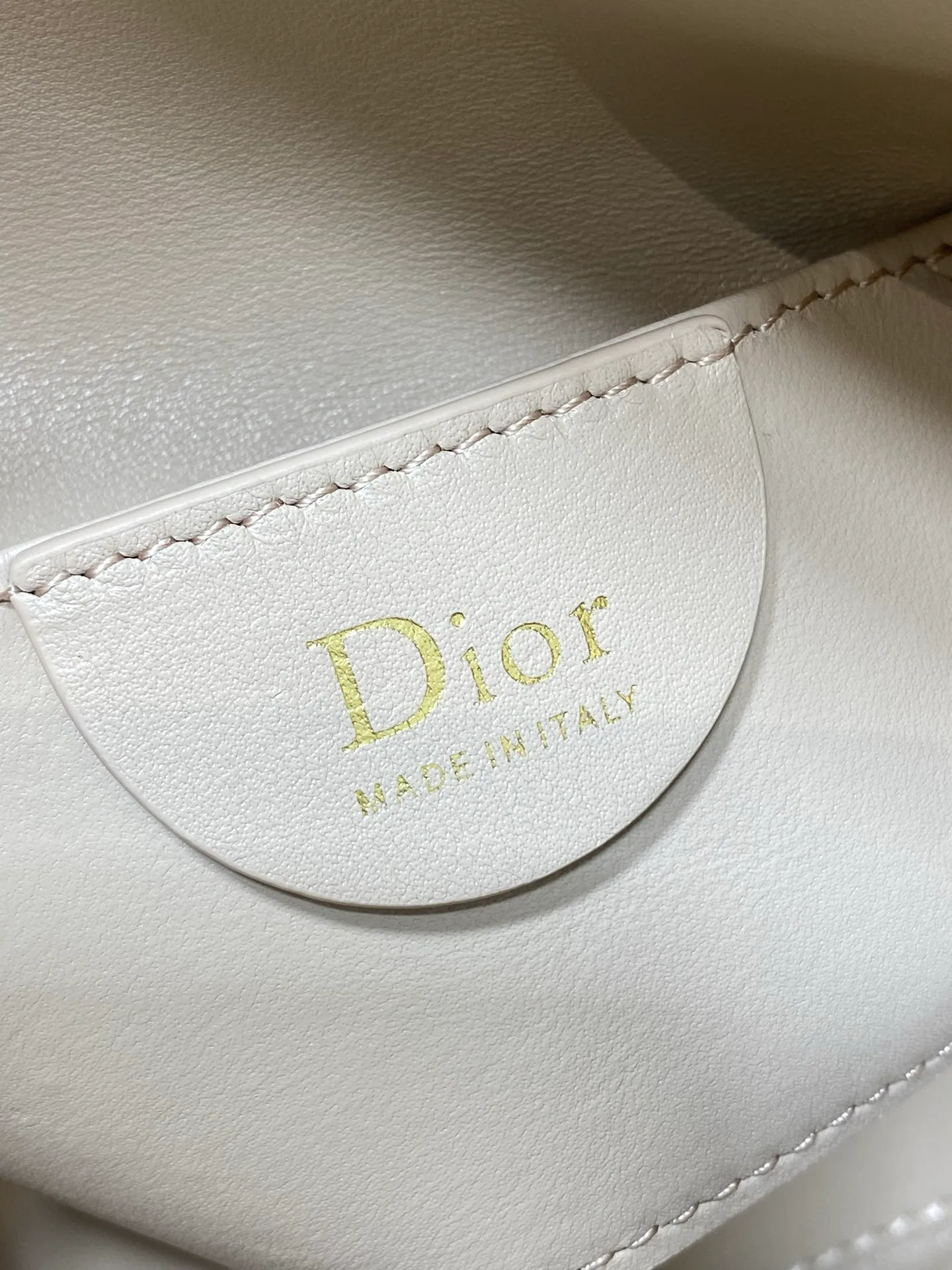 Women's Classic Handbags CHRISTIAN DIOR 18242111