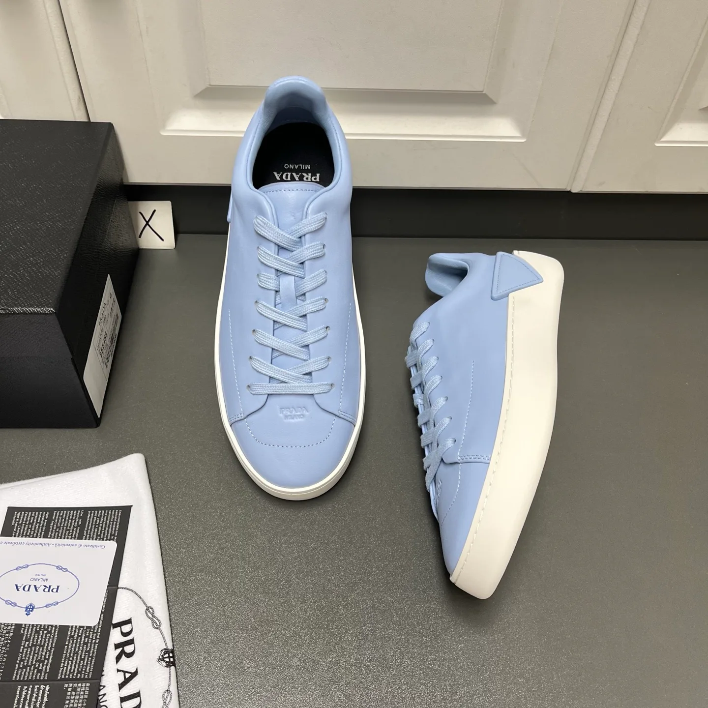Men's Sneakers PRADA 16940088