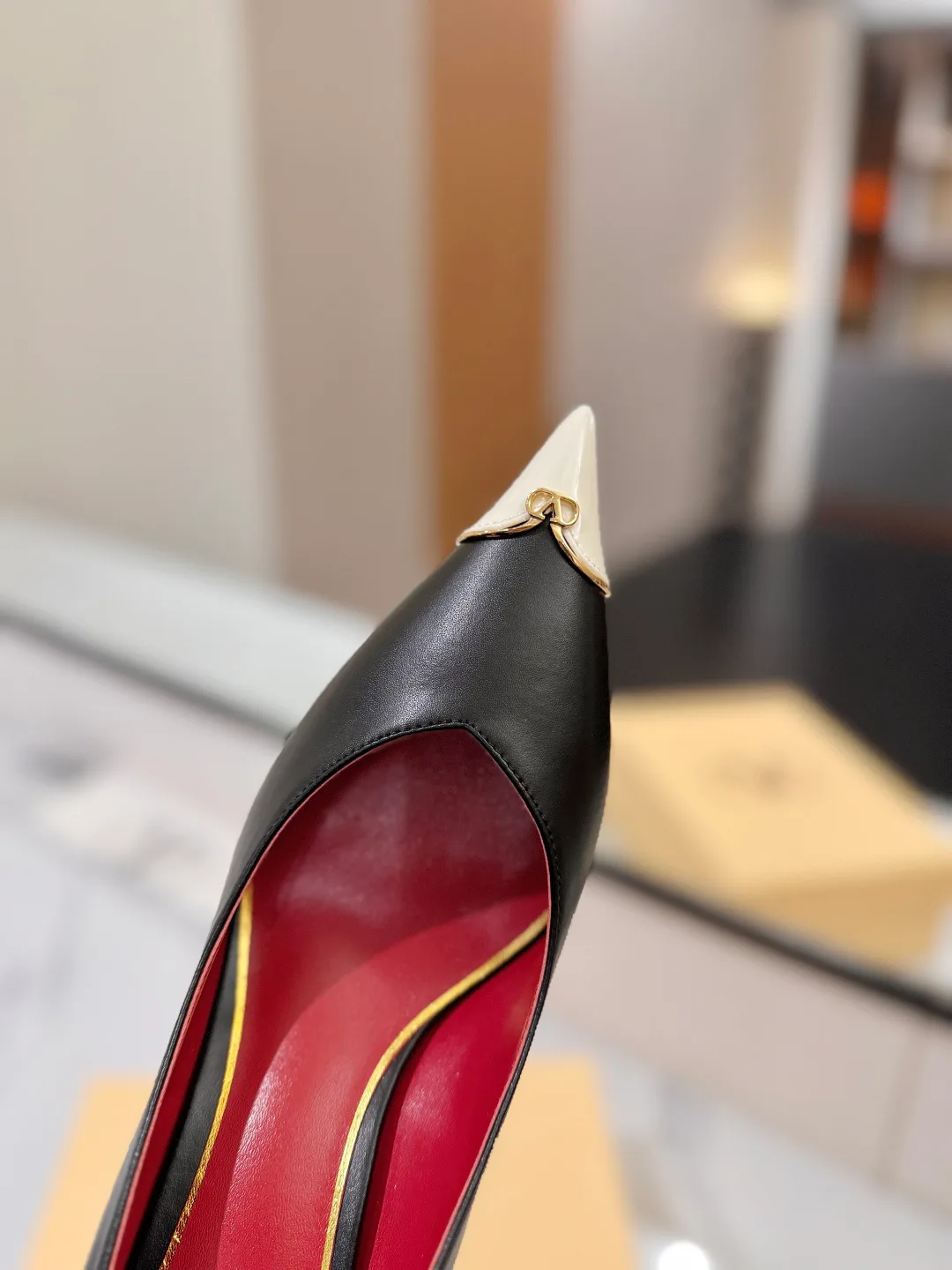 Women's Heels VALENTINO 18134933